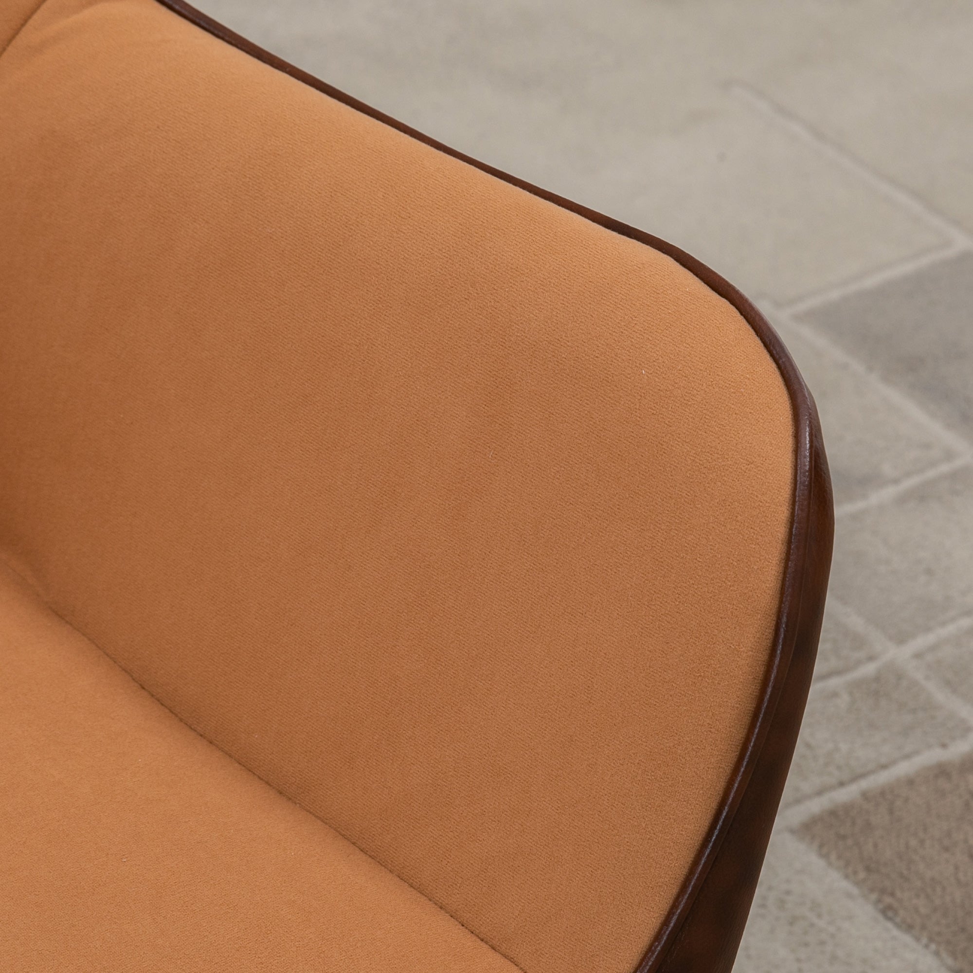 HOMCOM Velvet Armchairs, Upholstered Accent Chairs with Golden Steel Legs, Modern Vanity Chairs for Living Room and Bedroom, Set of 2, Light Brown - North Peak Garden Furniture