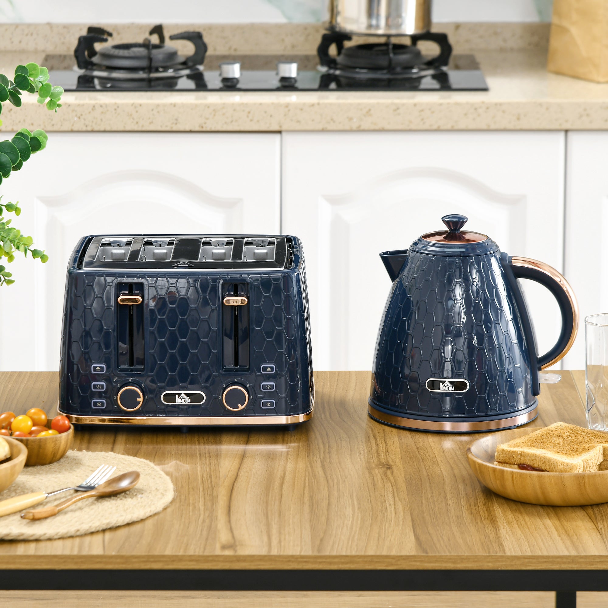 HOMCOM Kettle and Toaster Set, 1.7L 3000W Fast Boil Jug Kettle with Auto Shut Off, 4 Slice Toaster with 7 Level Browning Controls & Crumb Tray, Blue - North Peak Garden Furniture