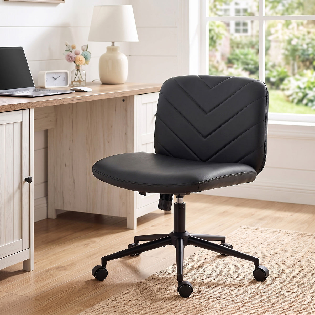 HOMCOM Home Office Desk Chair Height Adjustable Swivel Chair Cross Legged Wide Seat Swivel Wheels Black