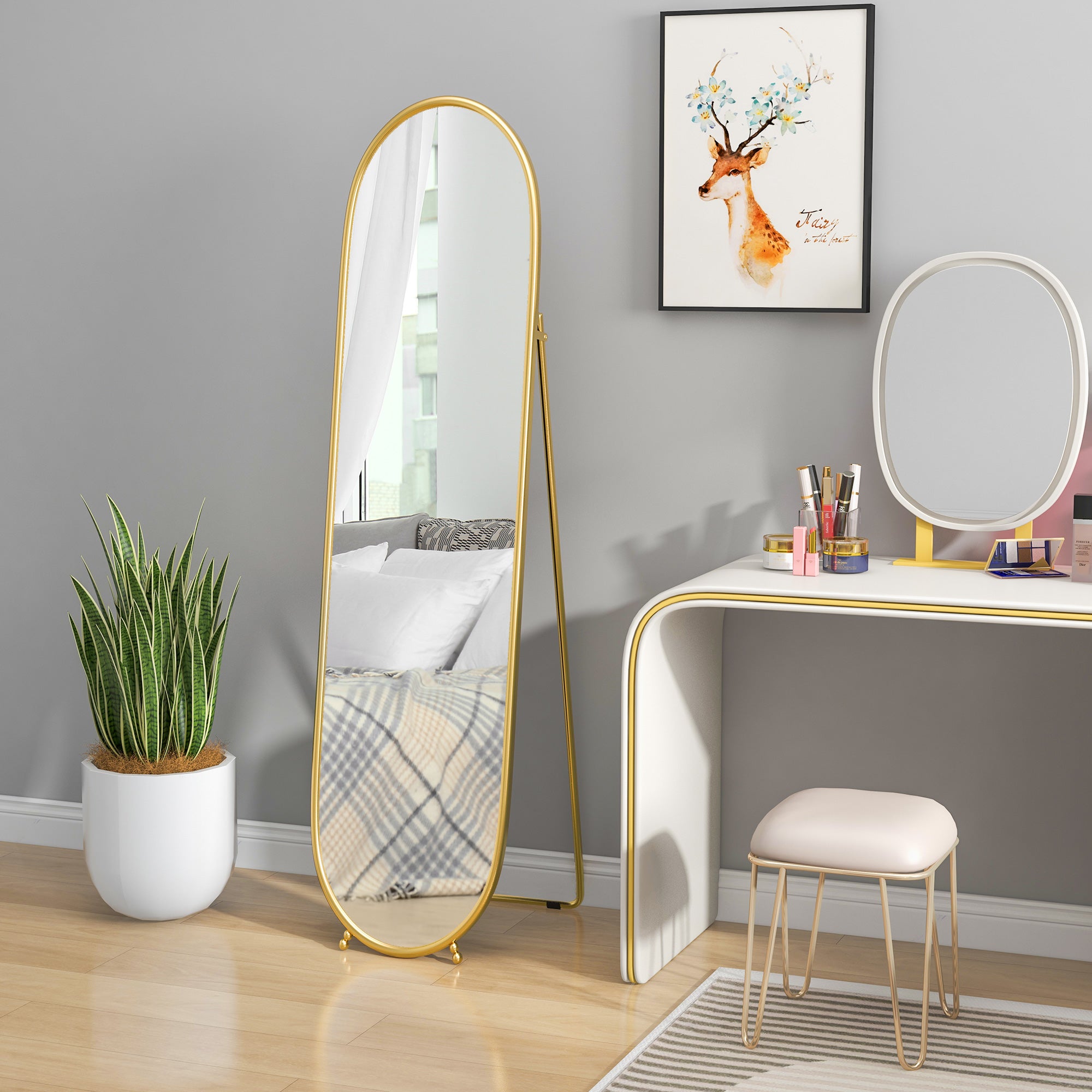 HOMCOM Three-Way Curved Full Length Mirror - Gold Tone - North Peak Garden Furniture