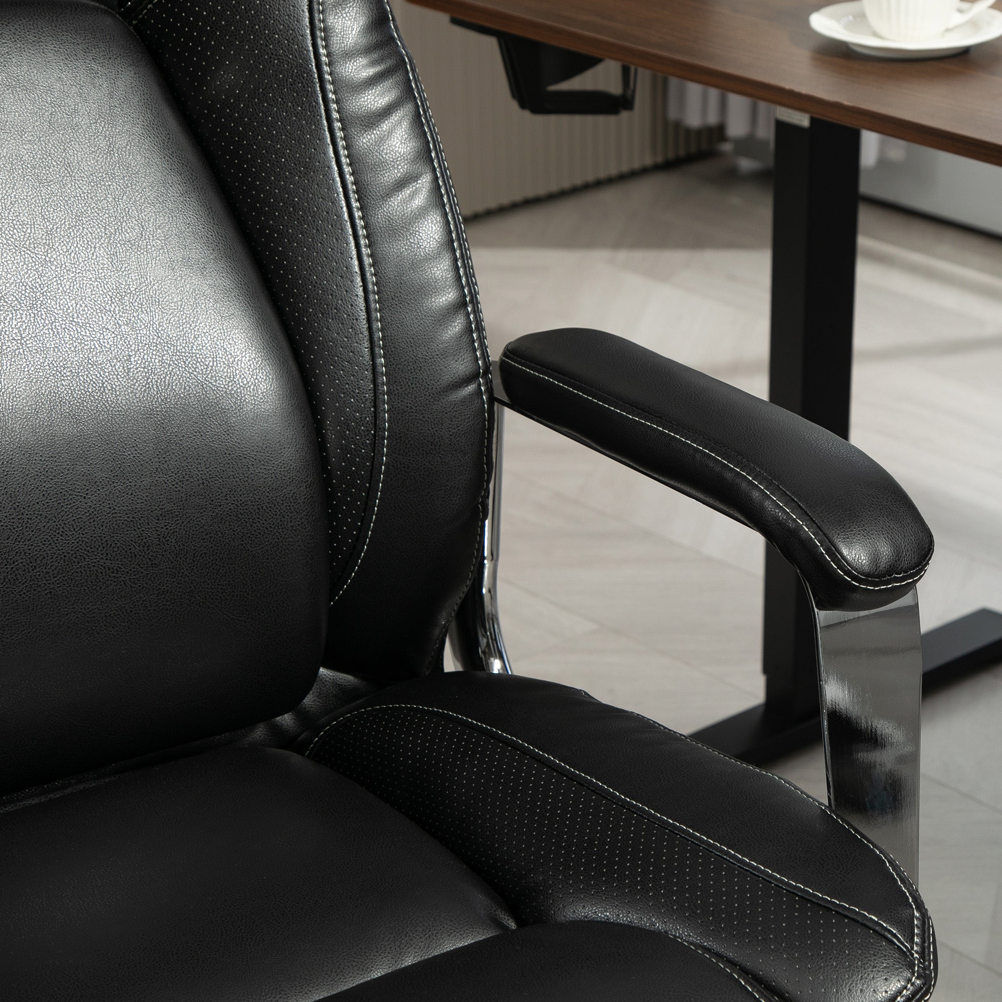 HOMCOM Ergonomic Office Chair, Heavy Duty Faux Leather Desk Chair with Tilt Function, Adjustable Height, 227kg 500LBS Swivel Computer Chair for Home Study, Black - North Peak Garden Furniture