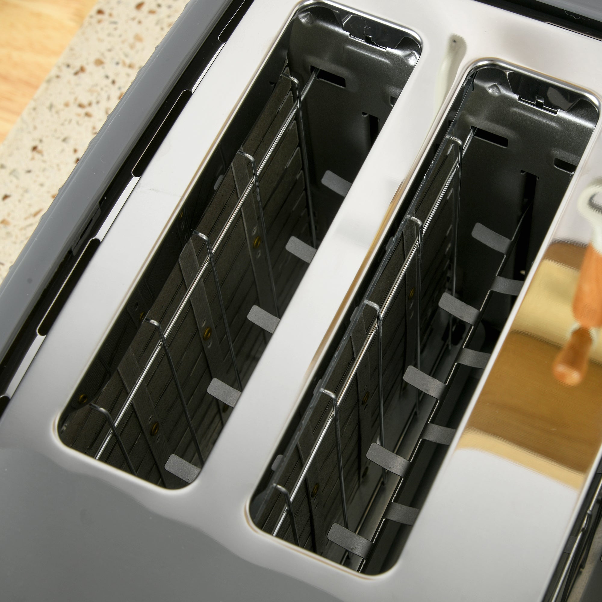 HOMCOM Four-Slice Honeycomb Toaster - Grey - North Peak Garden Furniture