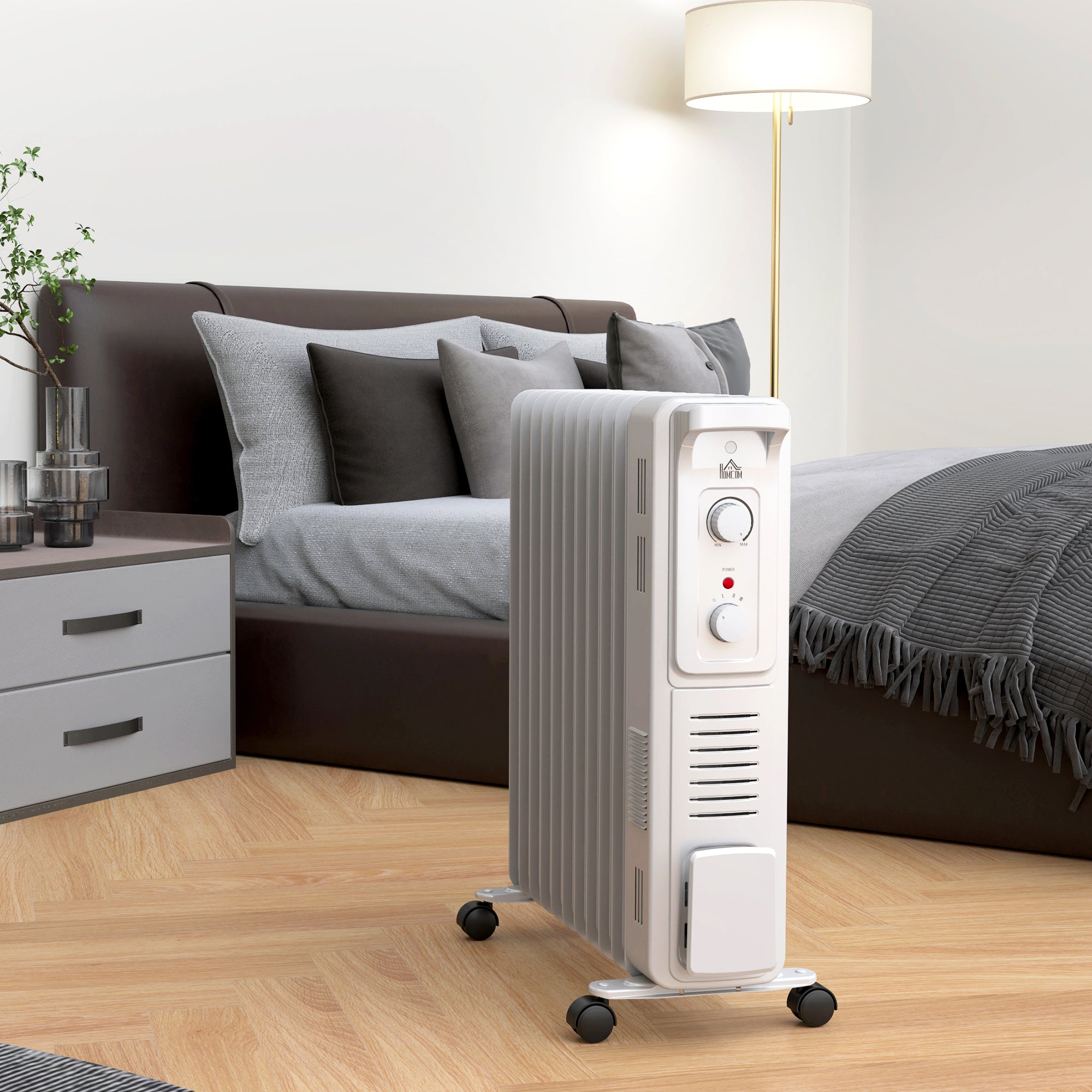 HOMCOM 2.5kW 11 Fin Oil-Filled Radiator - White - North Peak Garden Furniture