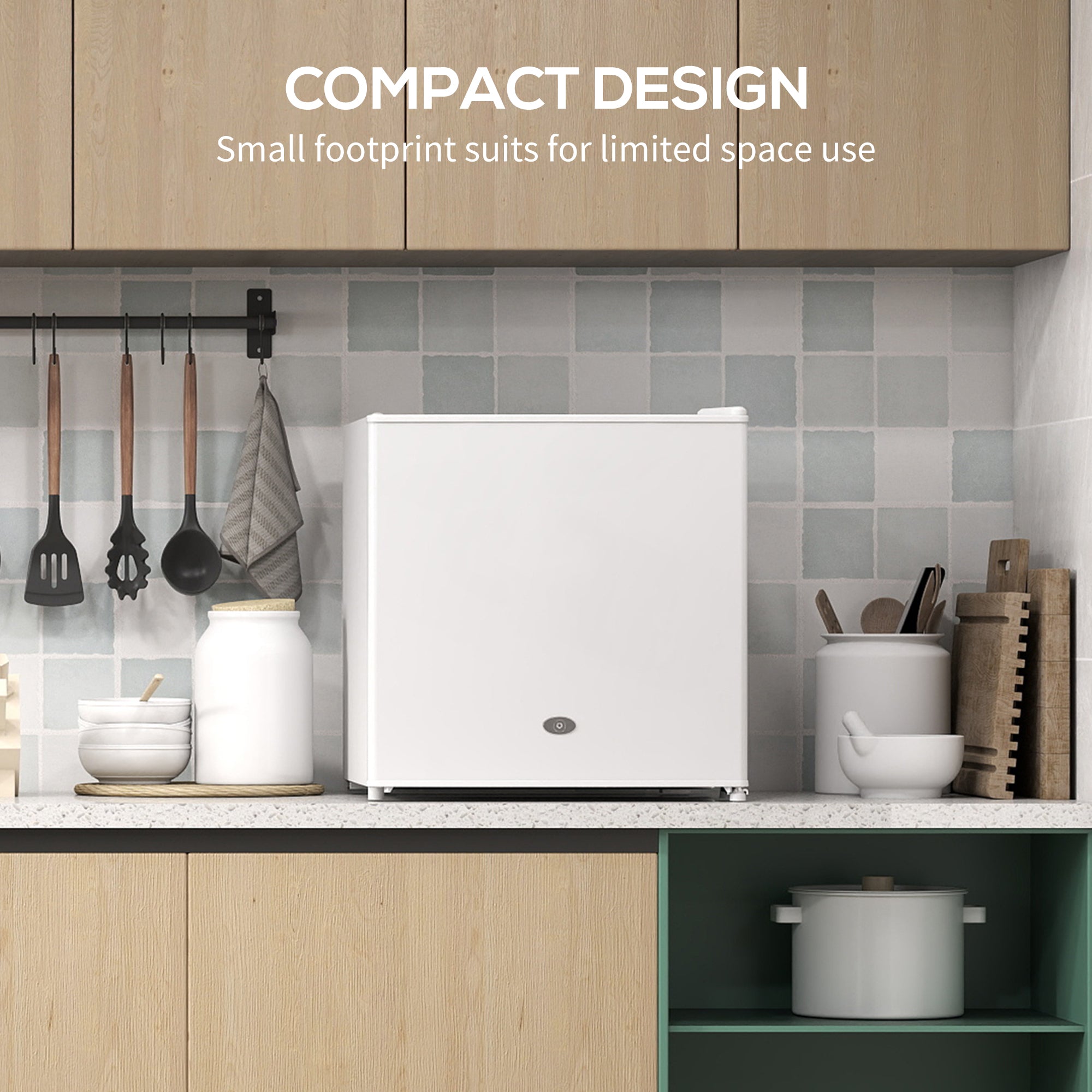 HOMCOM 35L Mini Freezer, -24℃ to -14℃ Temperature - White