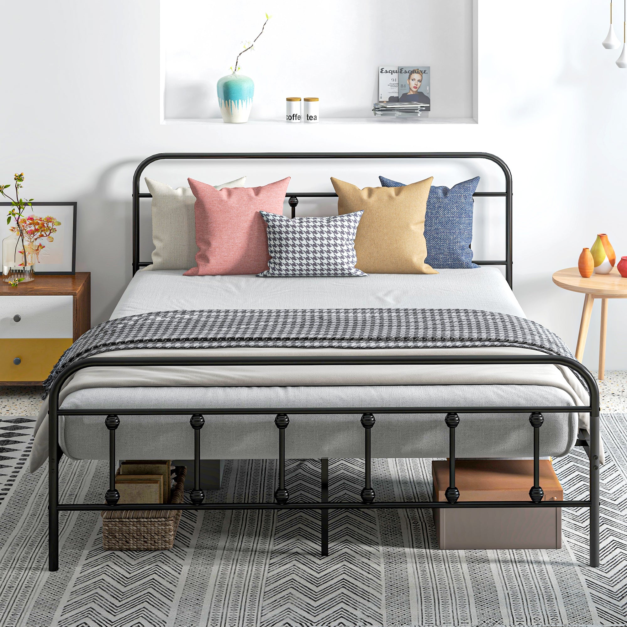 HOMCOM King Size Minimalistic Metal Bed Frame - Black - North Peak Garden Furniture