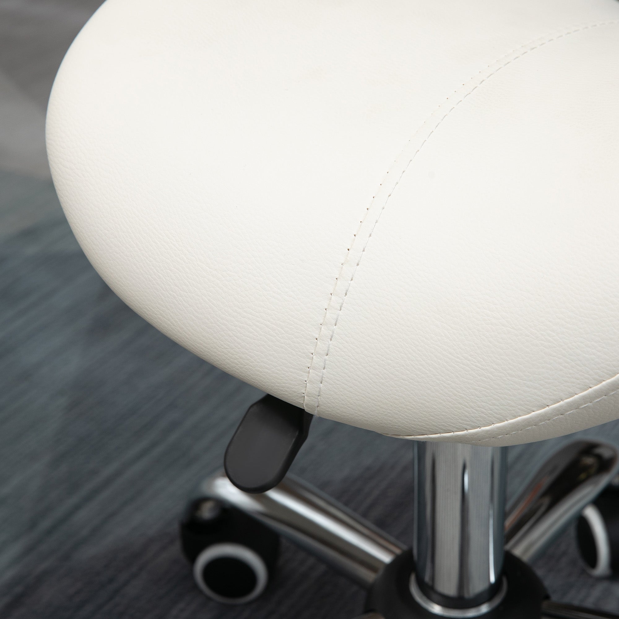 HOMCOM Cosmetic Stool 360° Rotate Height Adjustable Salon Massage Spa Chair Hydraulic Rolling Faux Leather Saddle Stool, Cream - North Peak Garden Furniture
