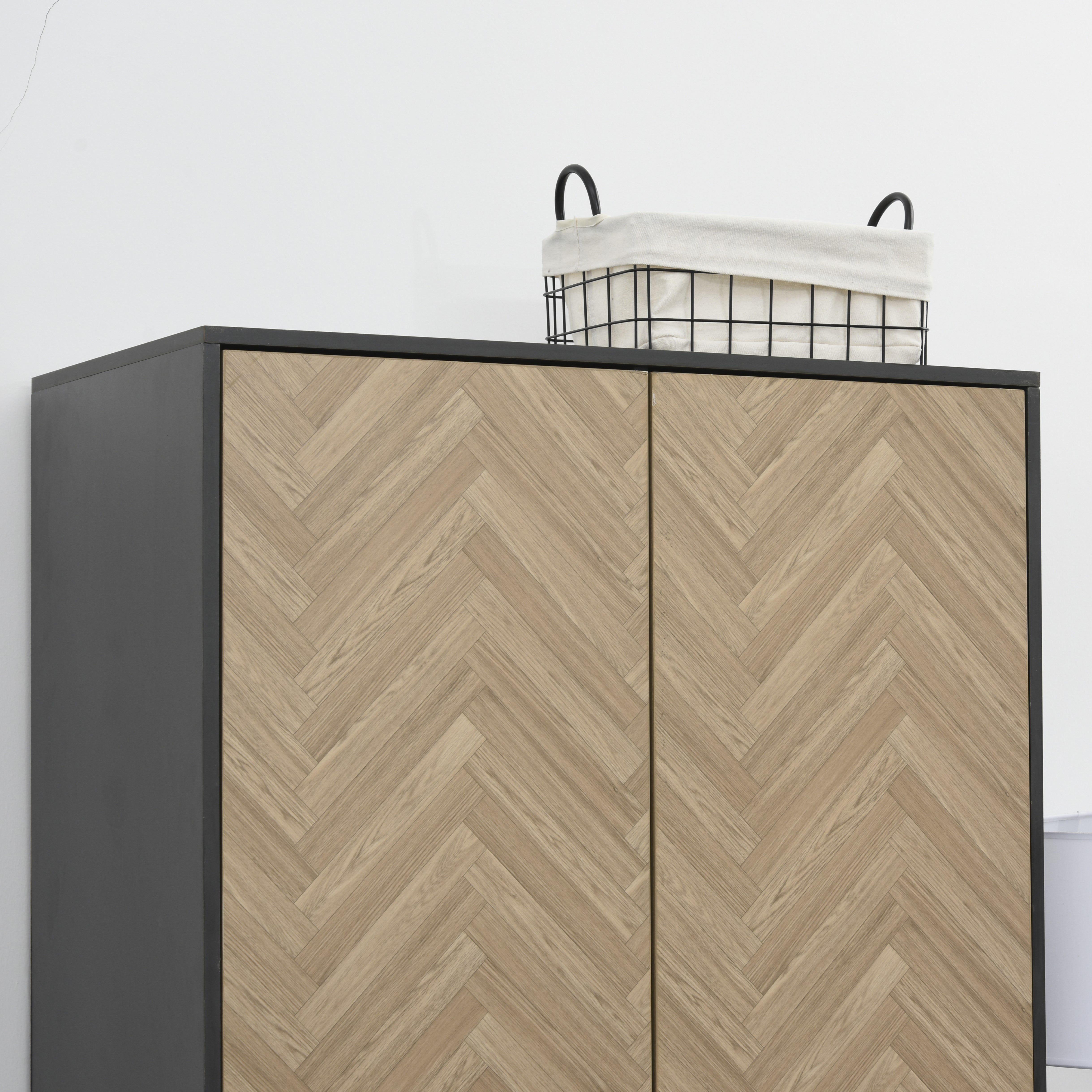 HOMCOM Modern Wardrobe Cabinet Wood Grain Sticker Surface with Shelf, Hanging Rod and 2 Drawers 90x50x190cm