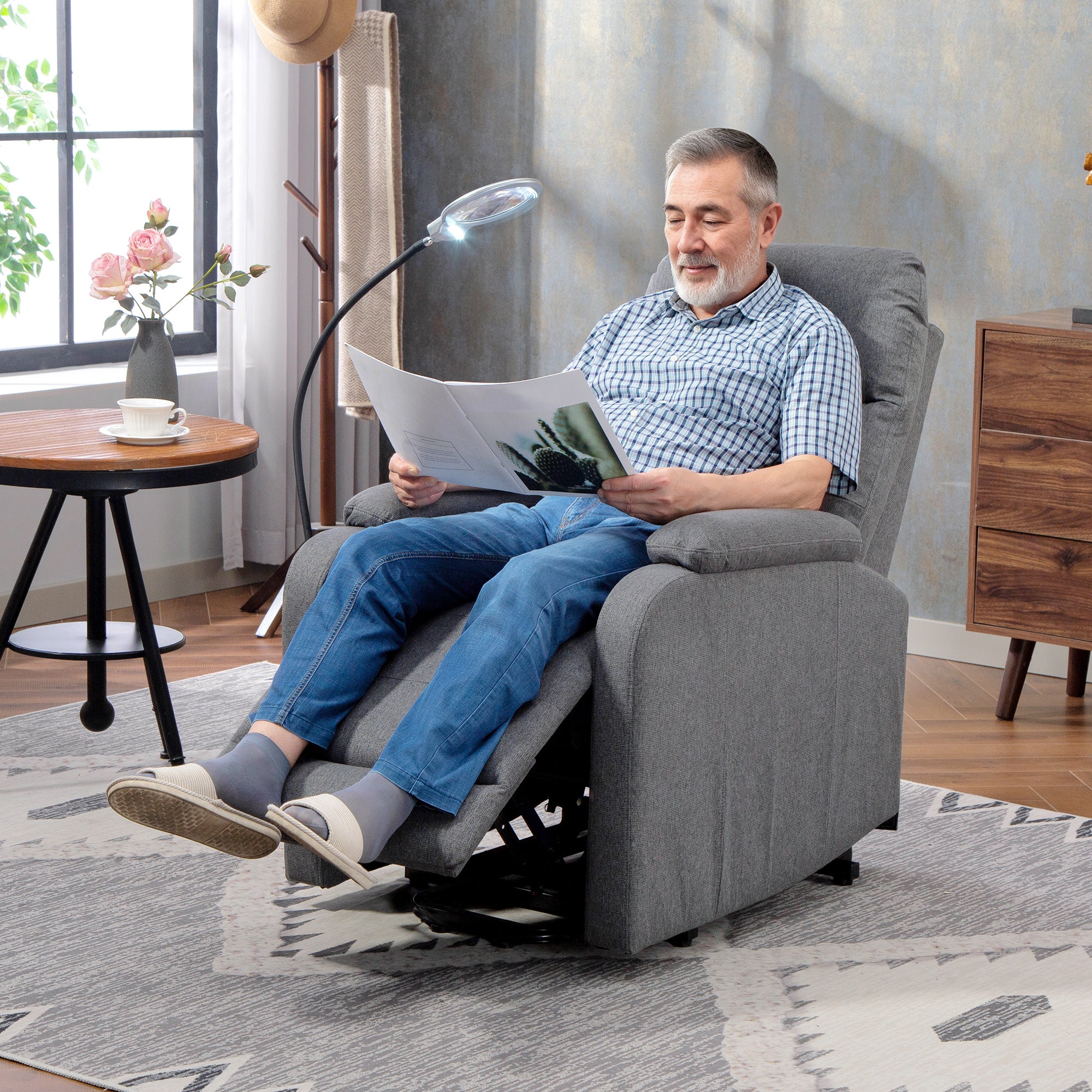 HOMCOM Electric Rise Recline Armchair, with Reading Light - Grey