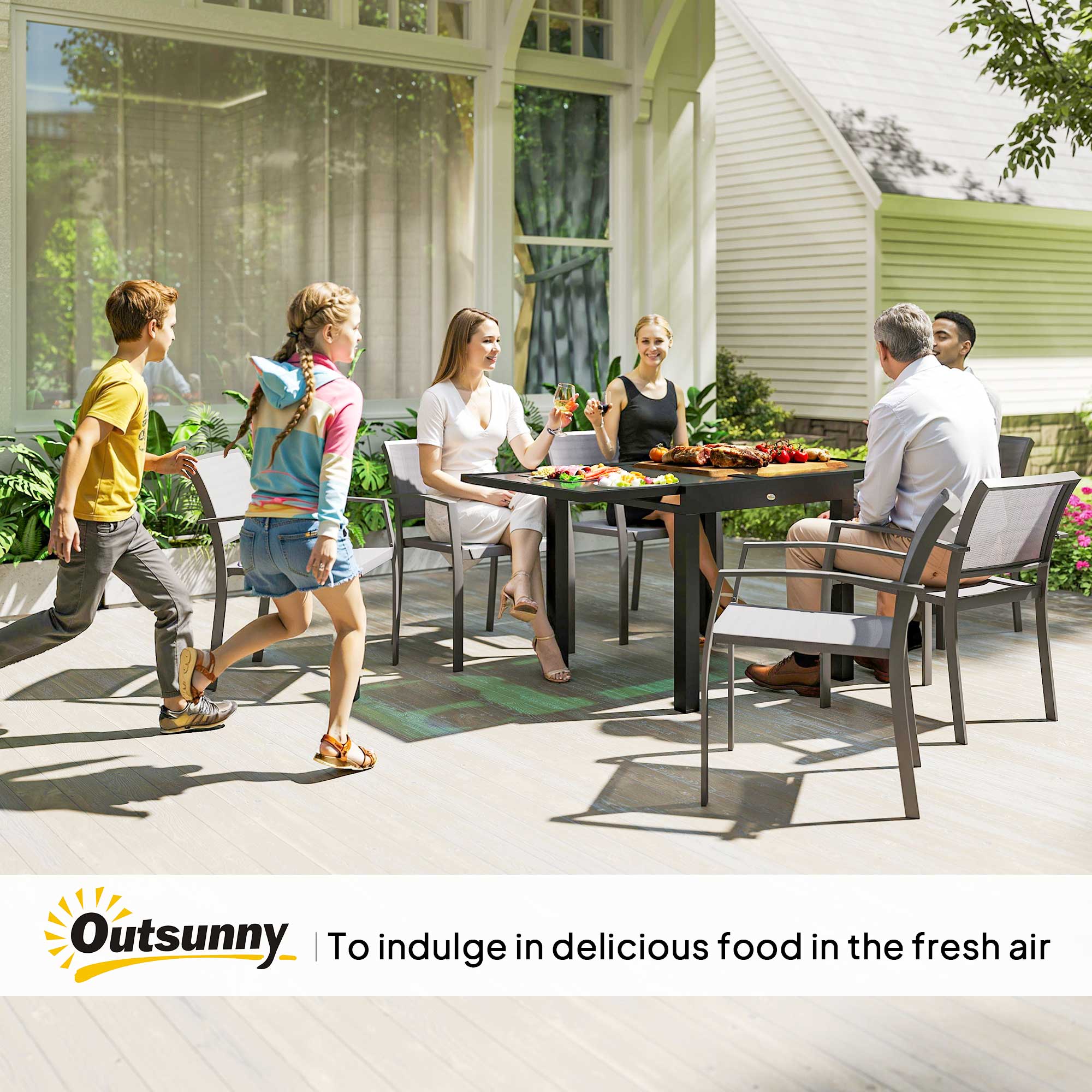 Outsunny Extending Garden Table, Outdoor Dining Table with Aluminium Frame and Tempered Glass Tabletop, 80/160 x 80 x 75 cm, Black and Clear