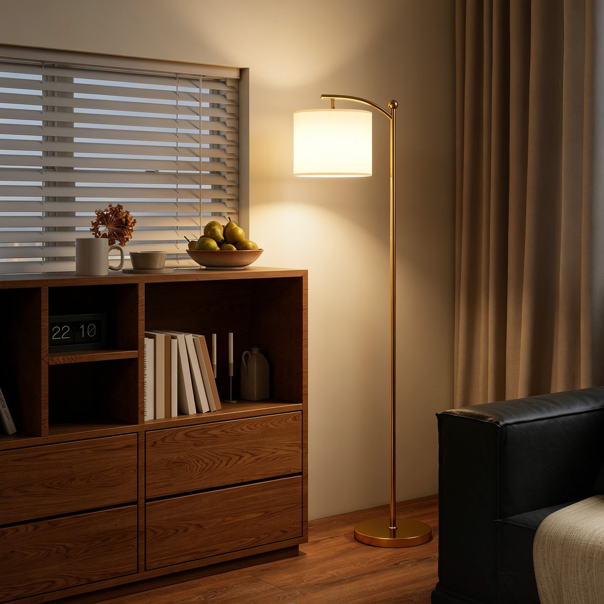 HOMCOM LED Floor Lamp with Remote Control - Gold Tone