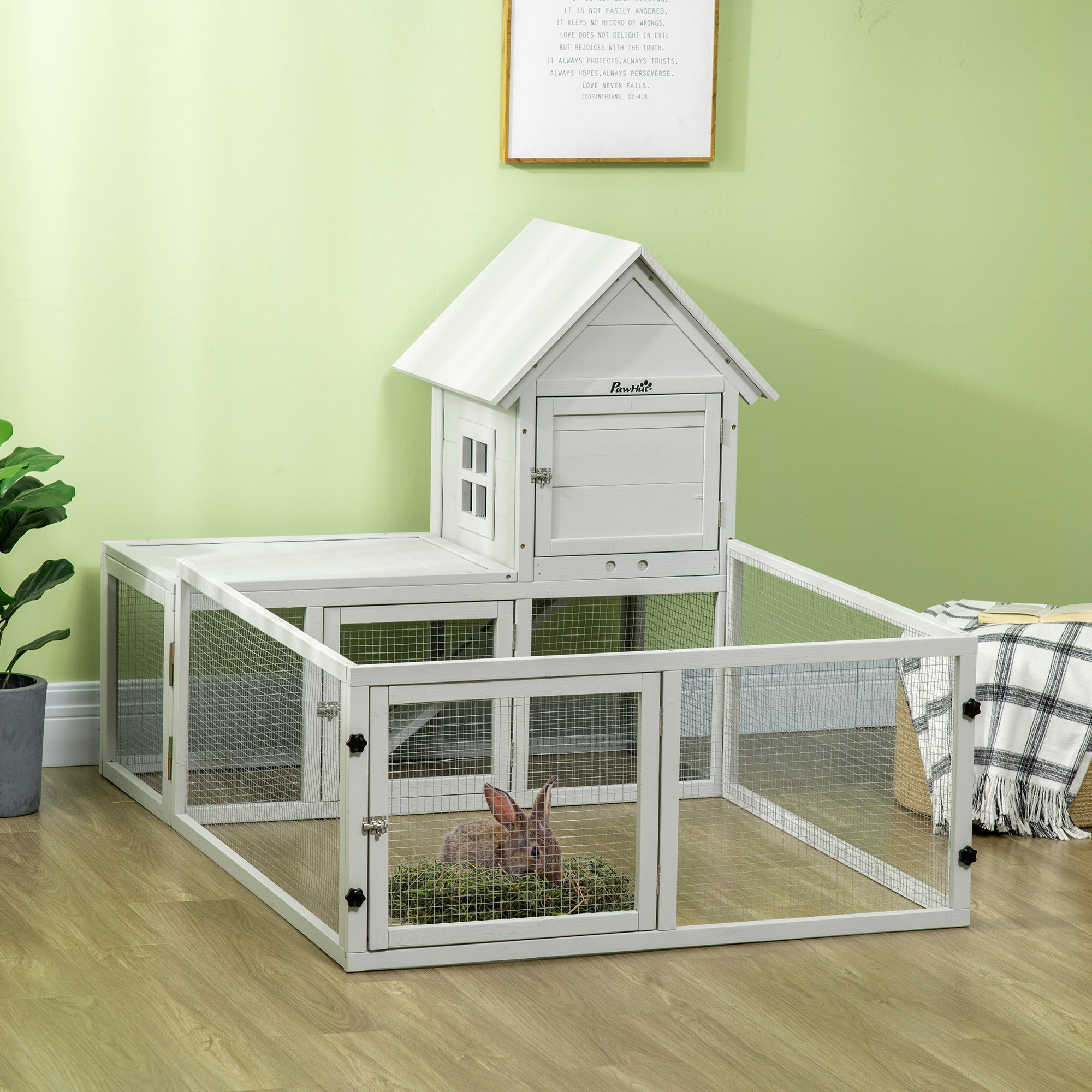 PawHut Indoor Rabbit Hutch, Guinea Pig Cage, with Slide-Out Tray, Large Fenced Area - Light Grey