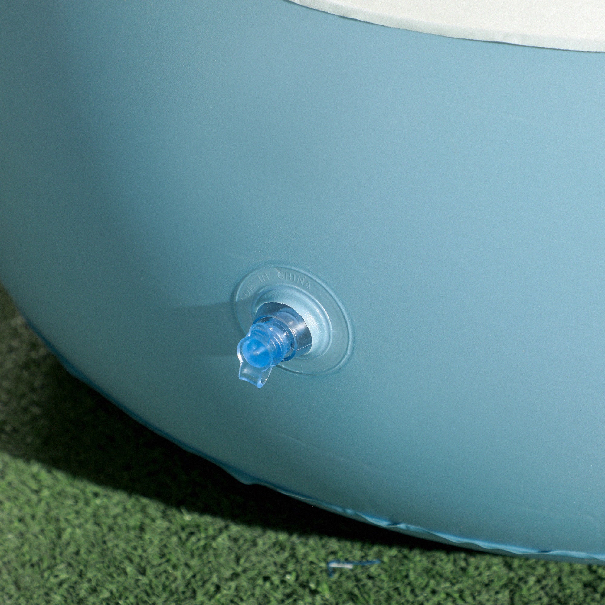 Outsunny Inflatable Tub Chair and Footstool - Blue/White - North Peak Garden Furniture