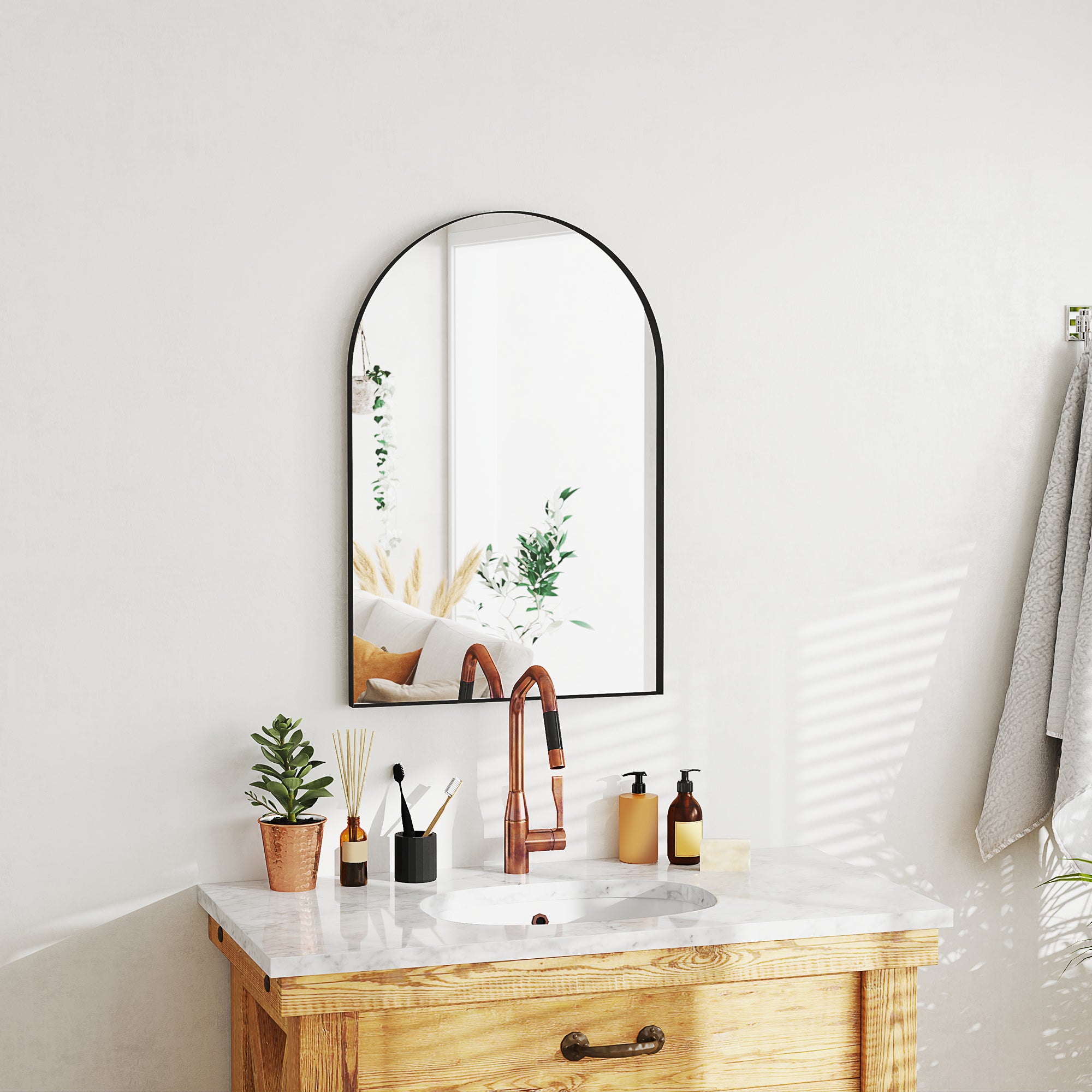 HOMCOM 60 x 90cm Arched Home Mirror - Black - North Peak Garden Furniture