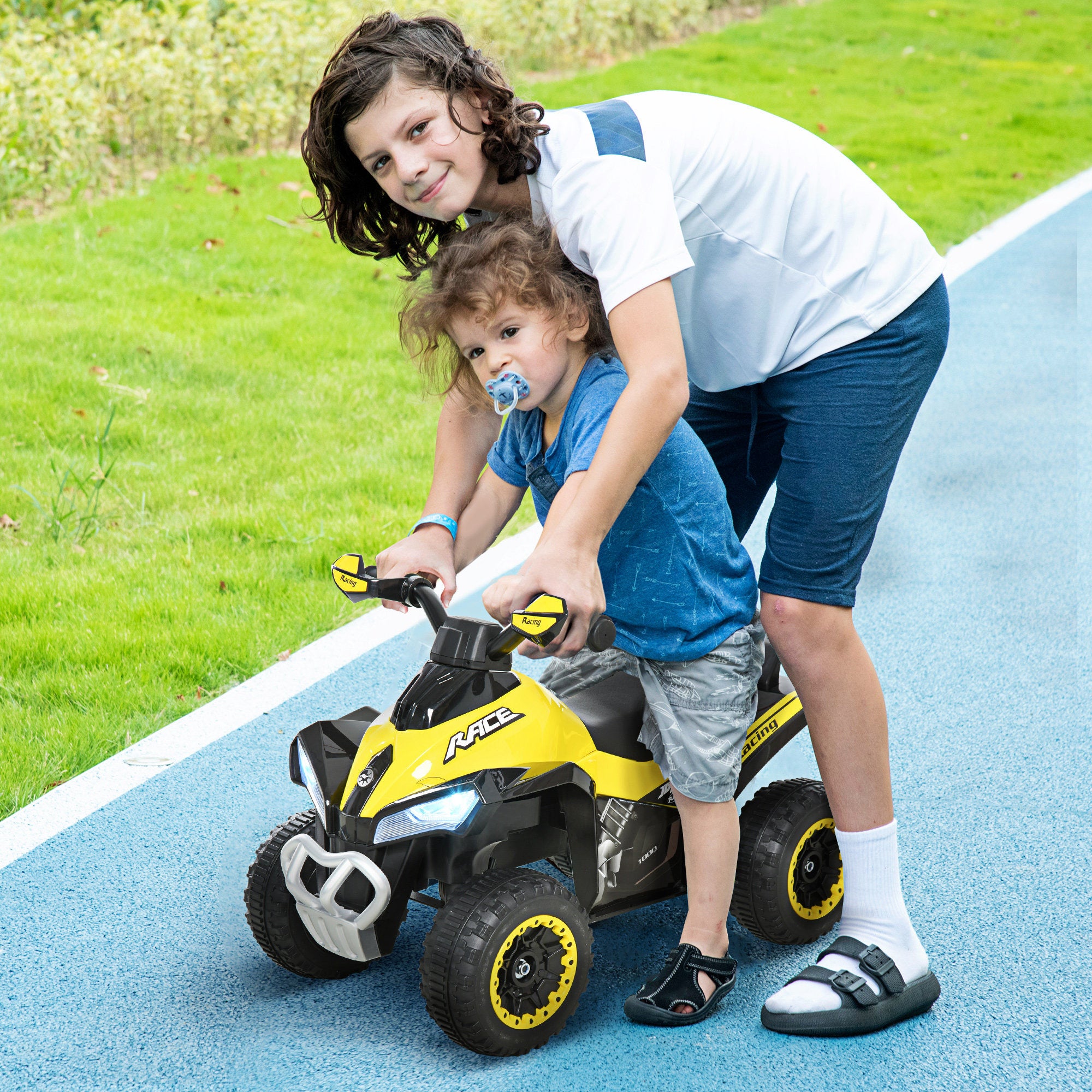 HOMCOM No Power Toddler Kids Ride on Car Walker Foot To Floor Slider w/ Music Lights for 18 - 36 Months Yellow - North Peak Garden Furniture