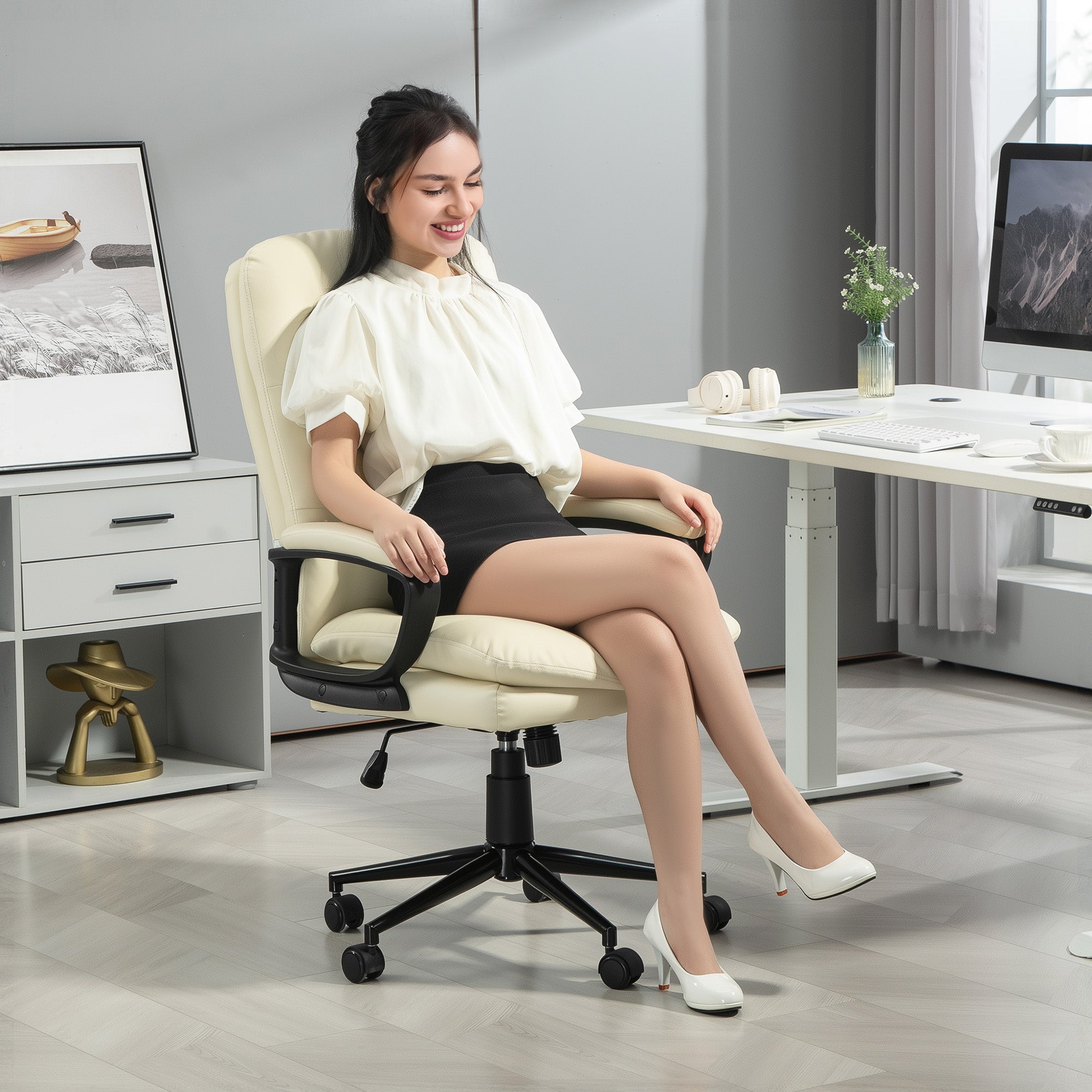 Vinsetto Office Chair, PU Leather Computer Desk Chair Office Chair with Adjustable Height and Swivel Rolling Wheels for Work Study, Cream White - North Peak Garden Furniture