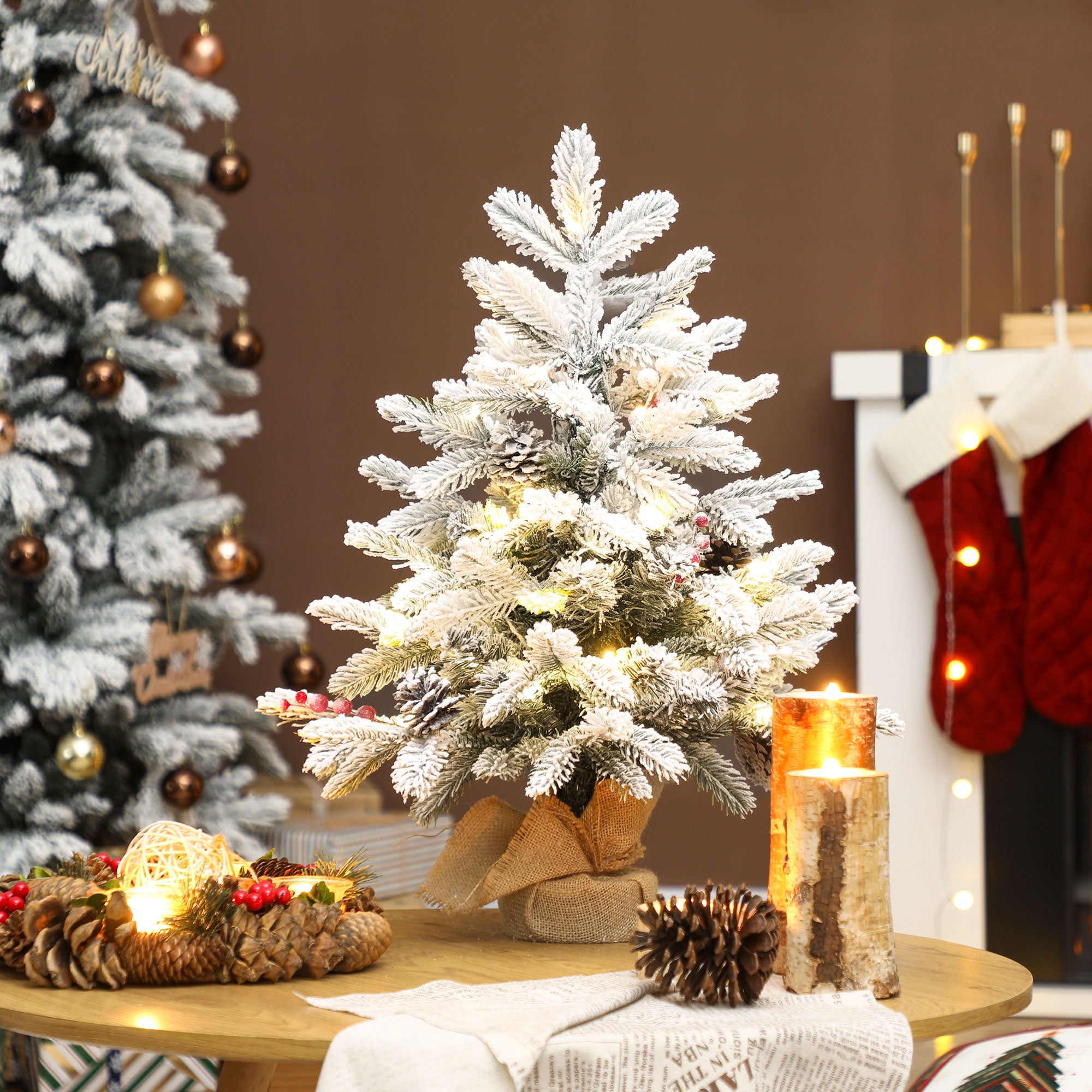HOMCOM 60 cm Prelit Small Christmas Tree with 35 LED Lights, Snow Flocked Tabletop Mini Xmas Tree with Pine Cones, Berry Clusters and Linen Cover Base, Battery Operated, Green