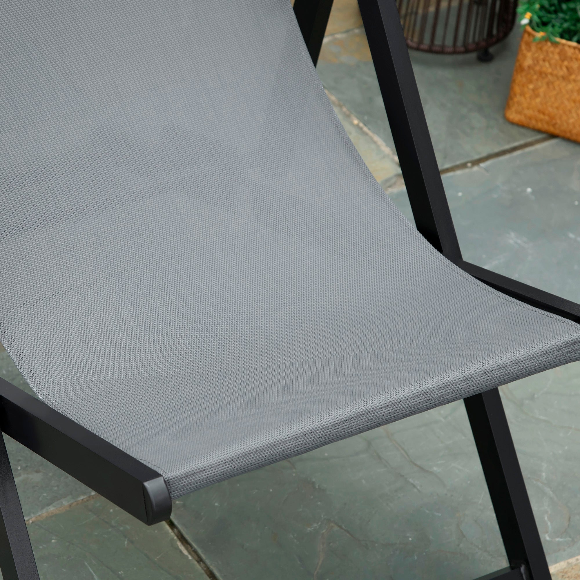 Outsunny Set of 2 Folding Garden Beach Aluminium Frame Deck Chairs Deckchairs Seaside Folding Garden Patio Lounger, Grey - North Peak Garden Furniture
