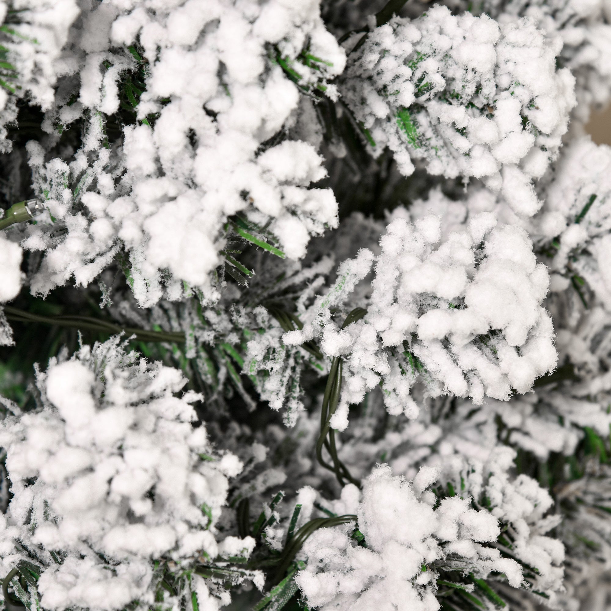 HOMCOM 5FT Prelit Artificial Snow Flocked Christmas Tree with Warm White LED Light, Holiday Home Xmas Decoration, Green White - North Peak Garden Furniture
