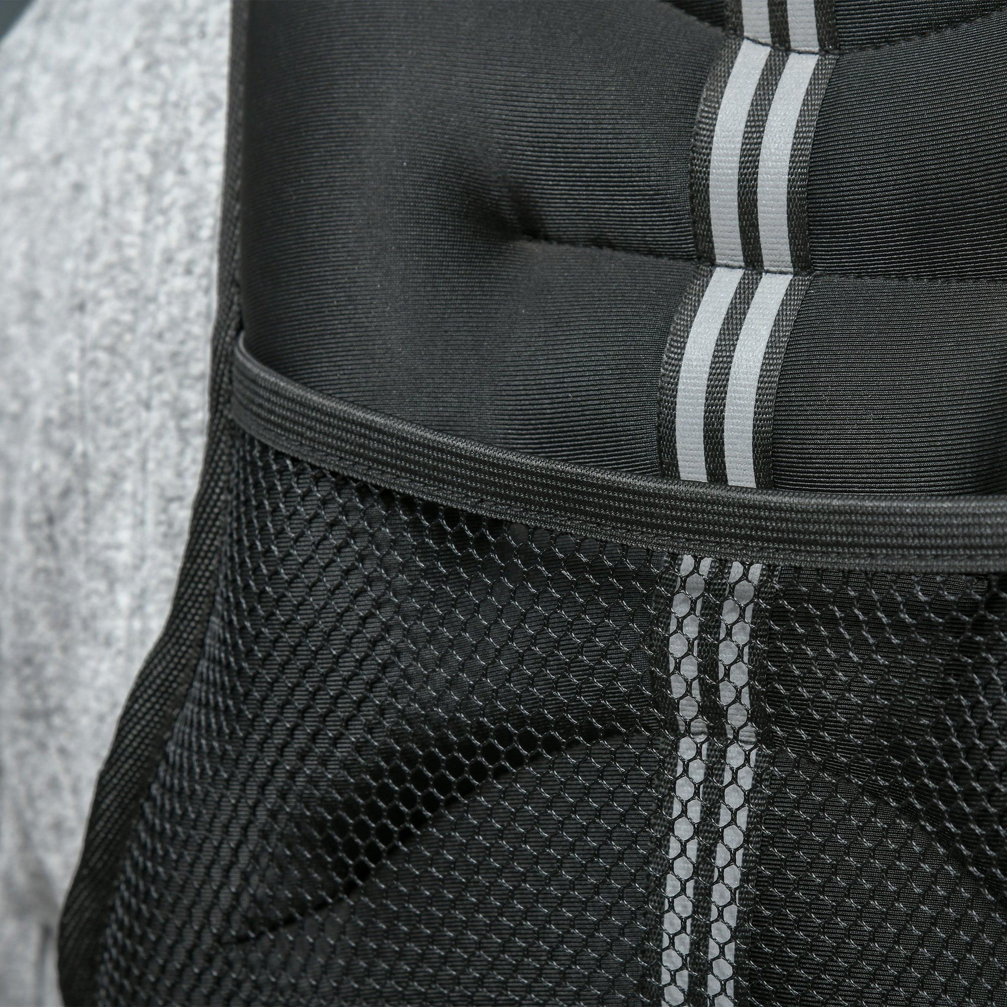 HOMCOM 5KG Weighted Vest, Running Weight Vest with Adjustable Strap, Convenient Pocket and Reflective Strips for Men and Women