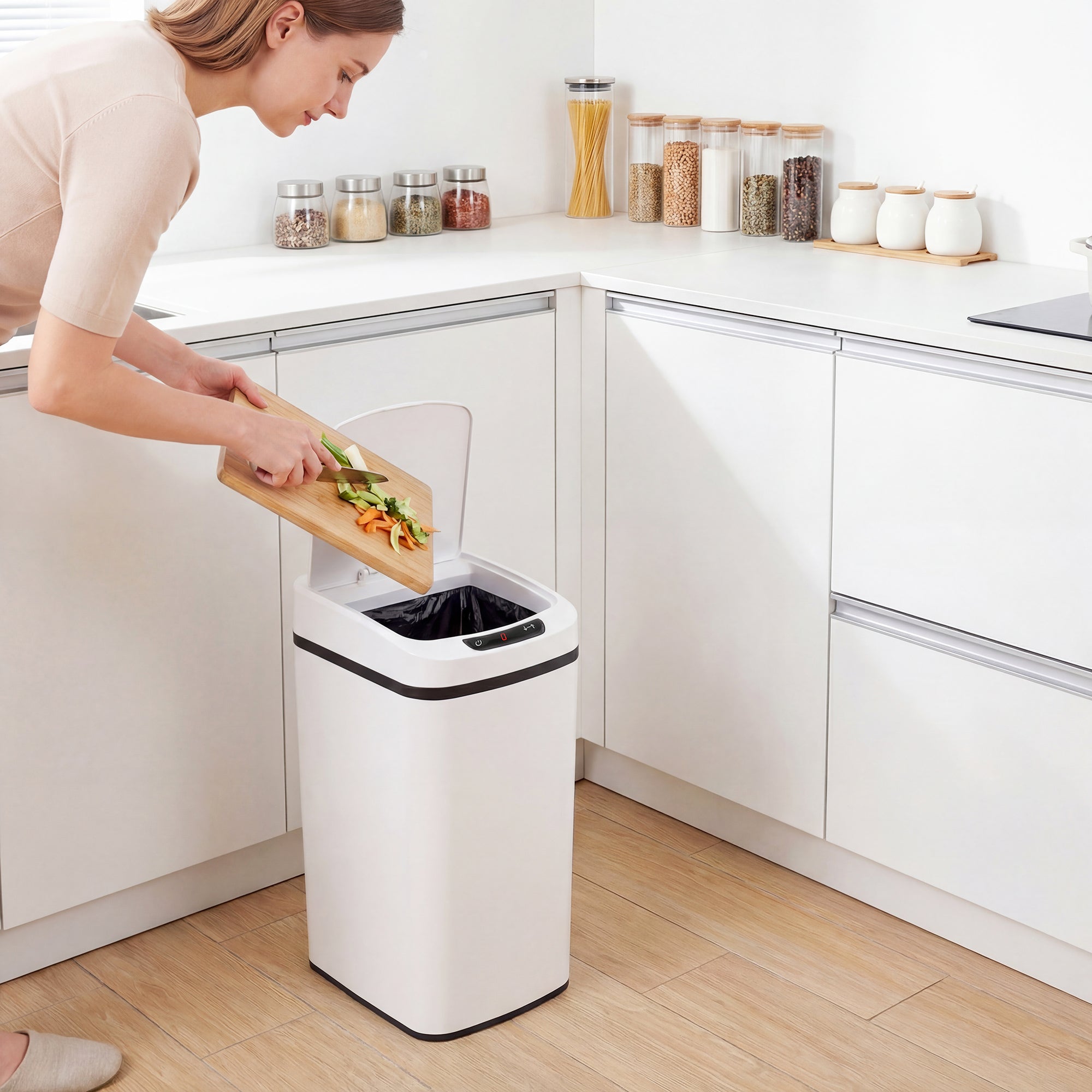 HOMCOM 12L Sensor Bin, Automatic Touchless Motion Sensor Kitchen Bin with Fingerprint Resistant Stainless Steel, White