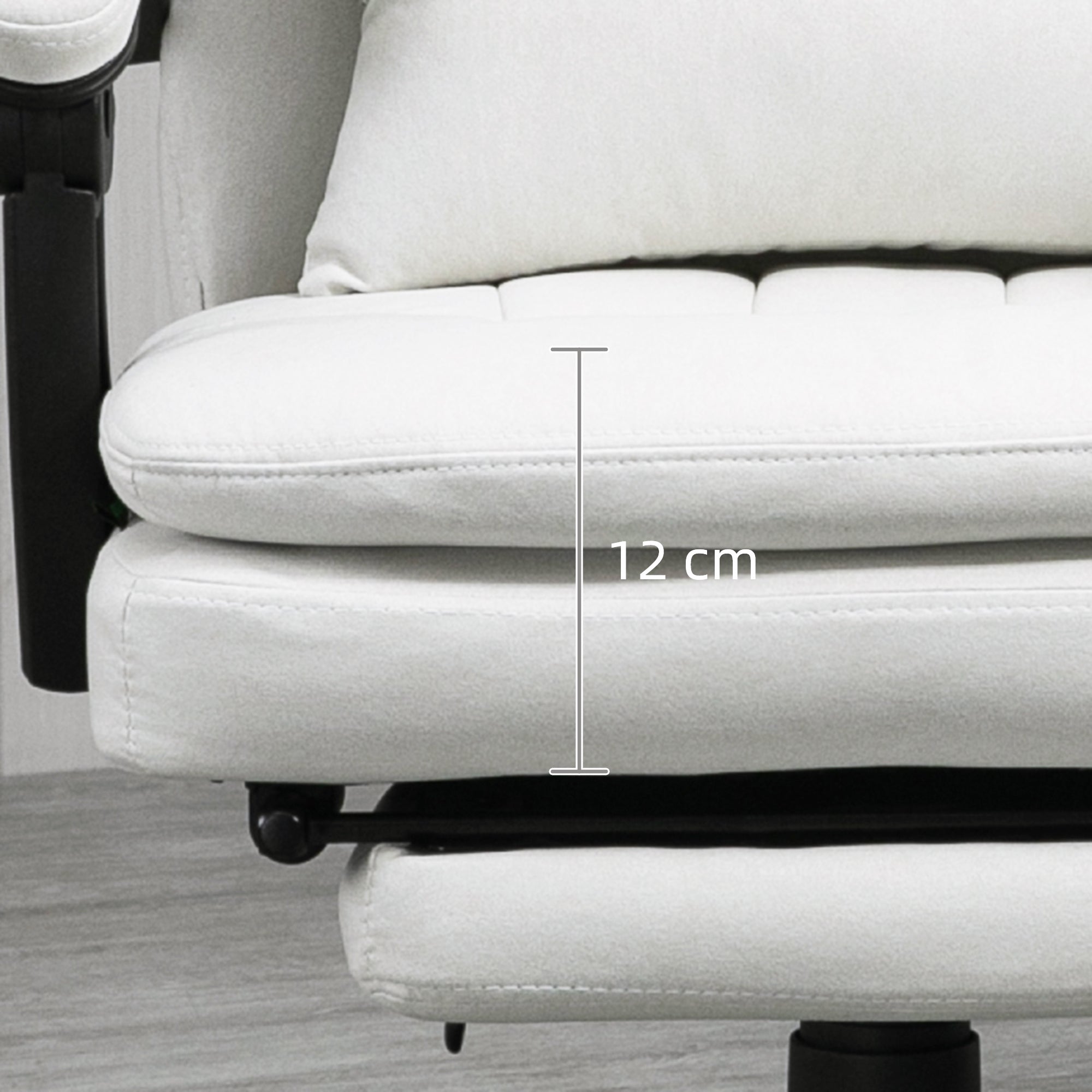 Vinsetto Office Chair, Ergonomic Desk Chair with 6-Point Vibration Massage and Lumbar Heating, Computer Chair with Lumbar Support Pillow, 155° Reclining Back and Footrest, Cream White - North Peak Garden Furniture