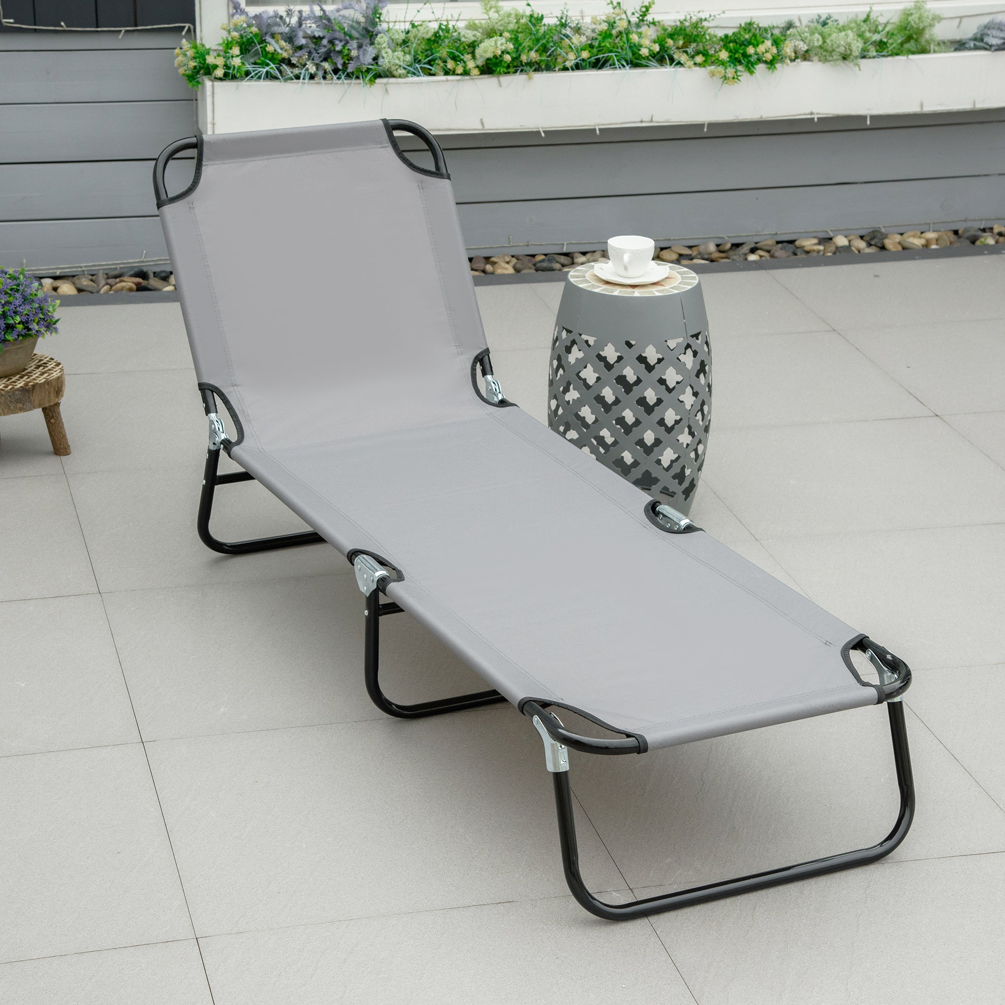 Outsunny Foldable Sun Lounger with 5-Position Adjustable Backrest, Outdoor Portable Recliner Chaise Lounge Chair with Breathable Mesh Fabric, Grey