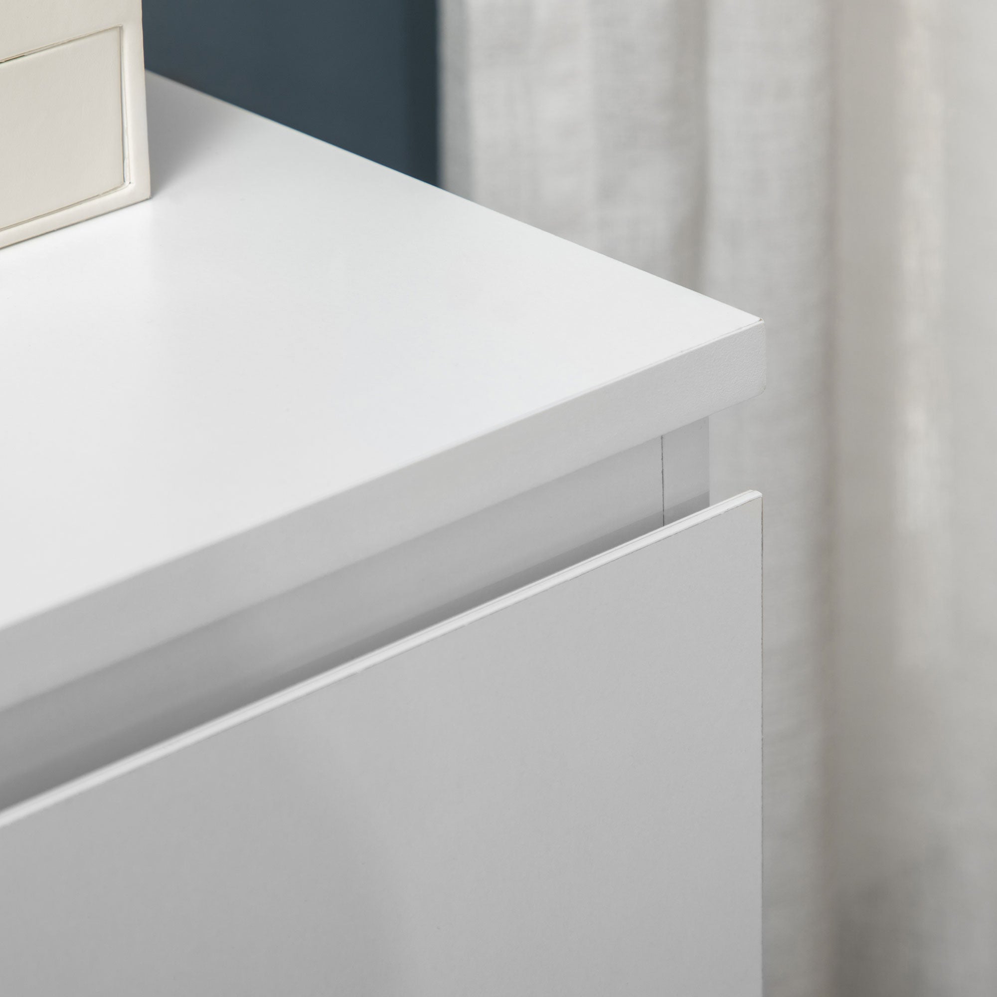 HOMCOM Chest of Drawers, 3-Drawer Storage Organiser Unit for Bedroom, Living Room, White - North Peak Garden Furniture