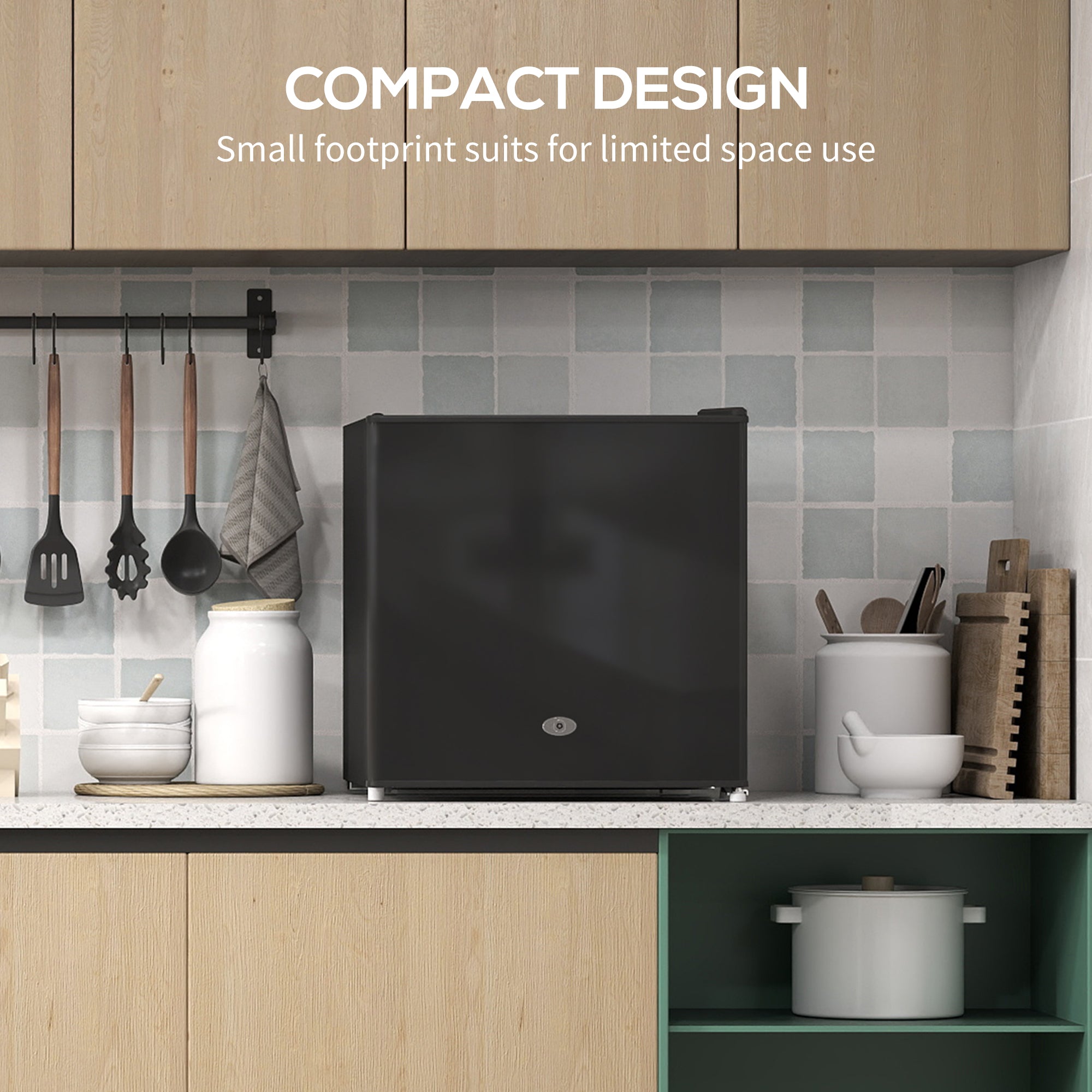 HOMCOM 35L Mini Freezer, -24℃ to -14℃ Temperature - Black