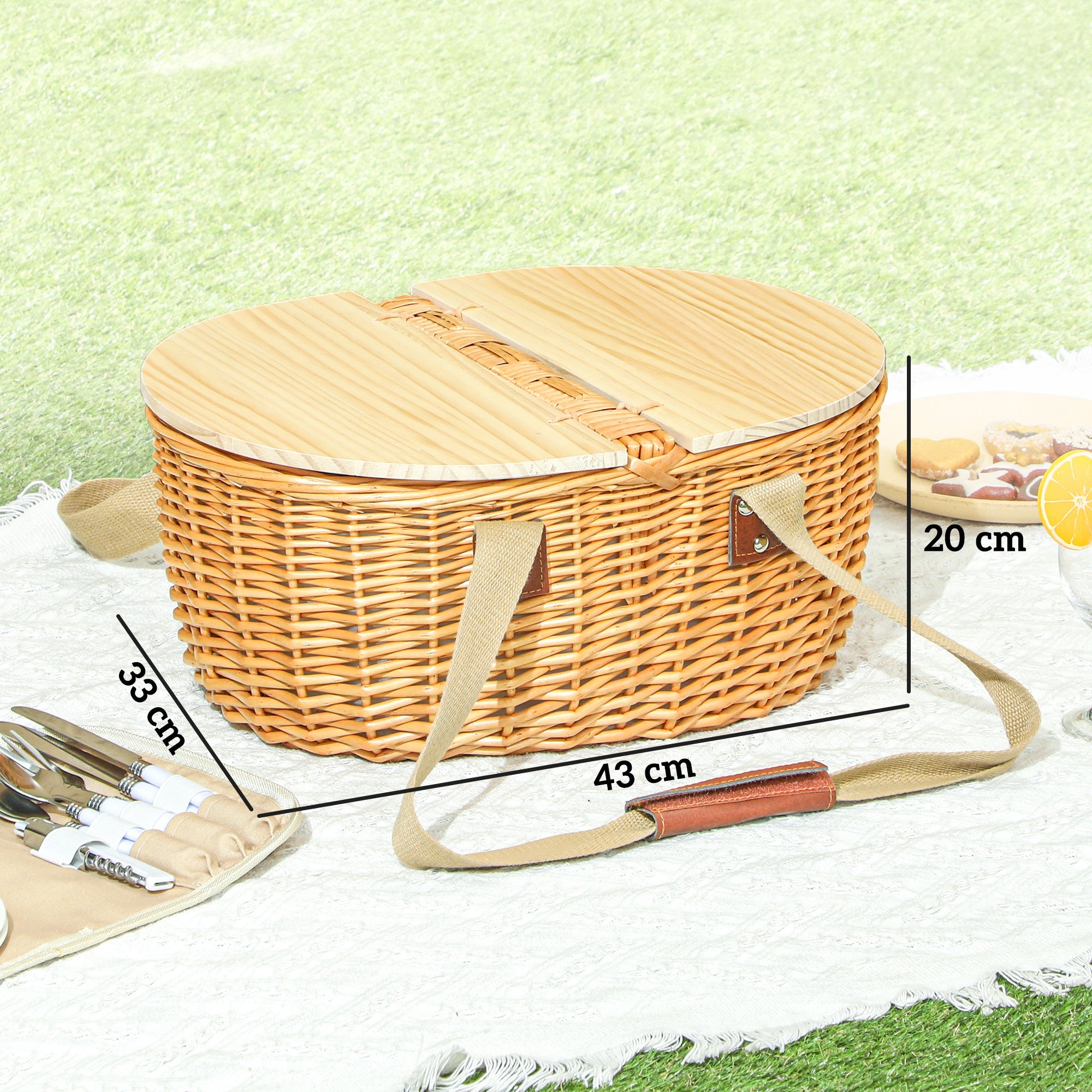 Outsunny Wicker Picnic Basket for 2 with Pine Wood Lid, Picnic Hamper with Cooler Compartment, Cutlery Service Kits, Carry Handle for Camping, Outdoor, Valentine Day, Chirtmas, Birthday, Light Brown - North Peak Garden Furniture