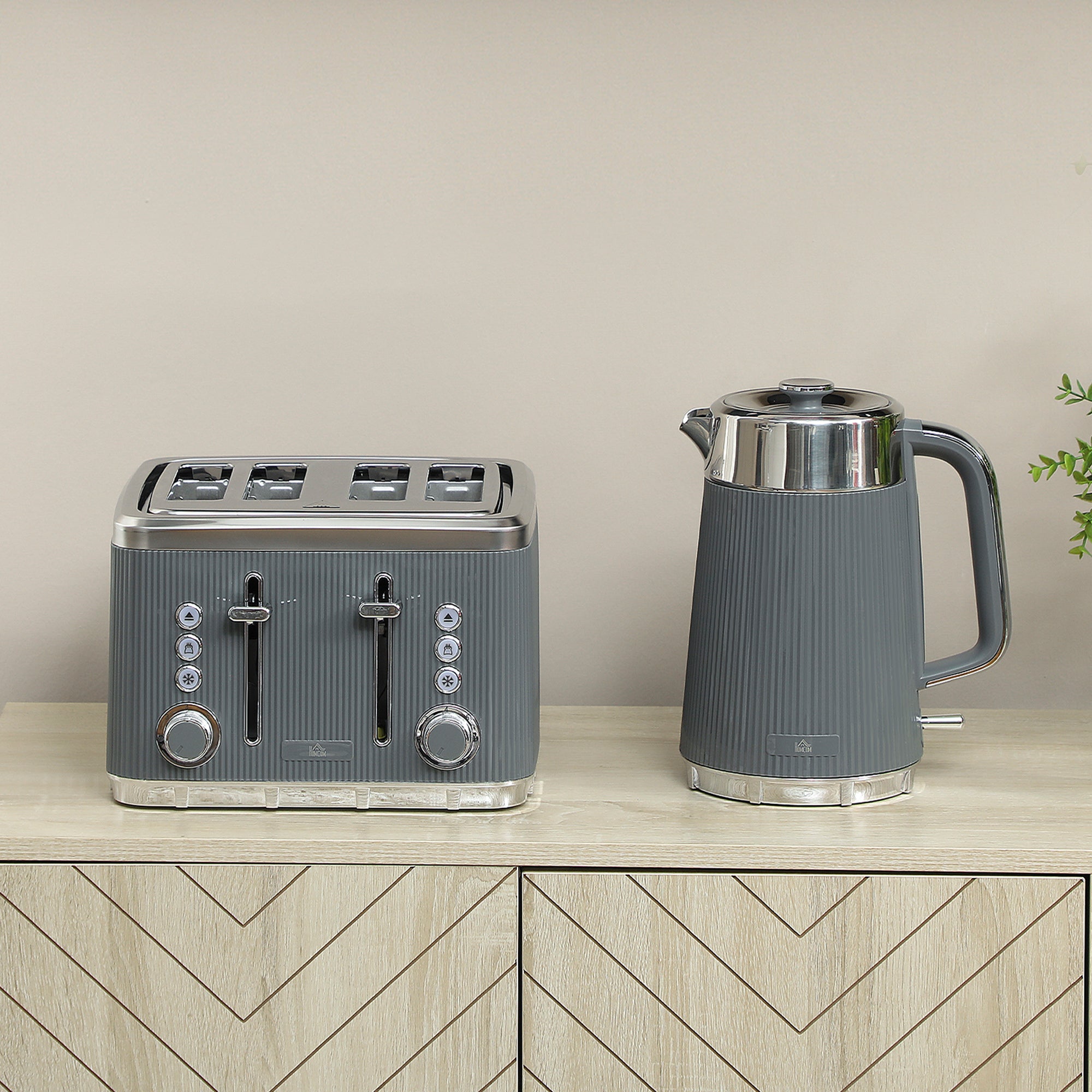 HOMCOM Electric Kettle and Toaster Set, 3000W 1.7L UK Strix Thermostat Rapid Boil Jug Kettle with Limescale Filter, Cool Touch Body, 4 Slice Toaster with 7 Browning Controls, Crumb Tray, Grey