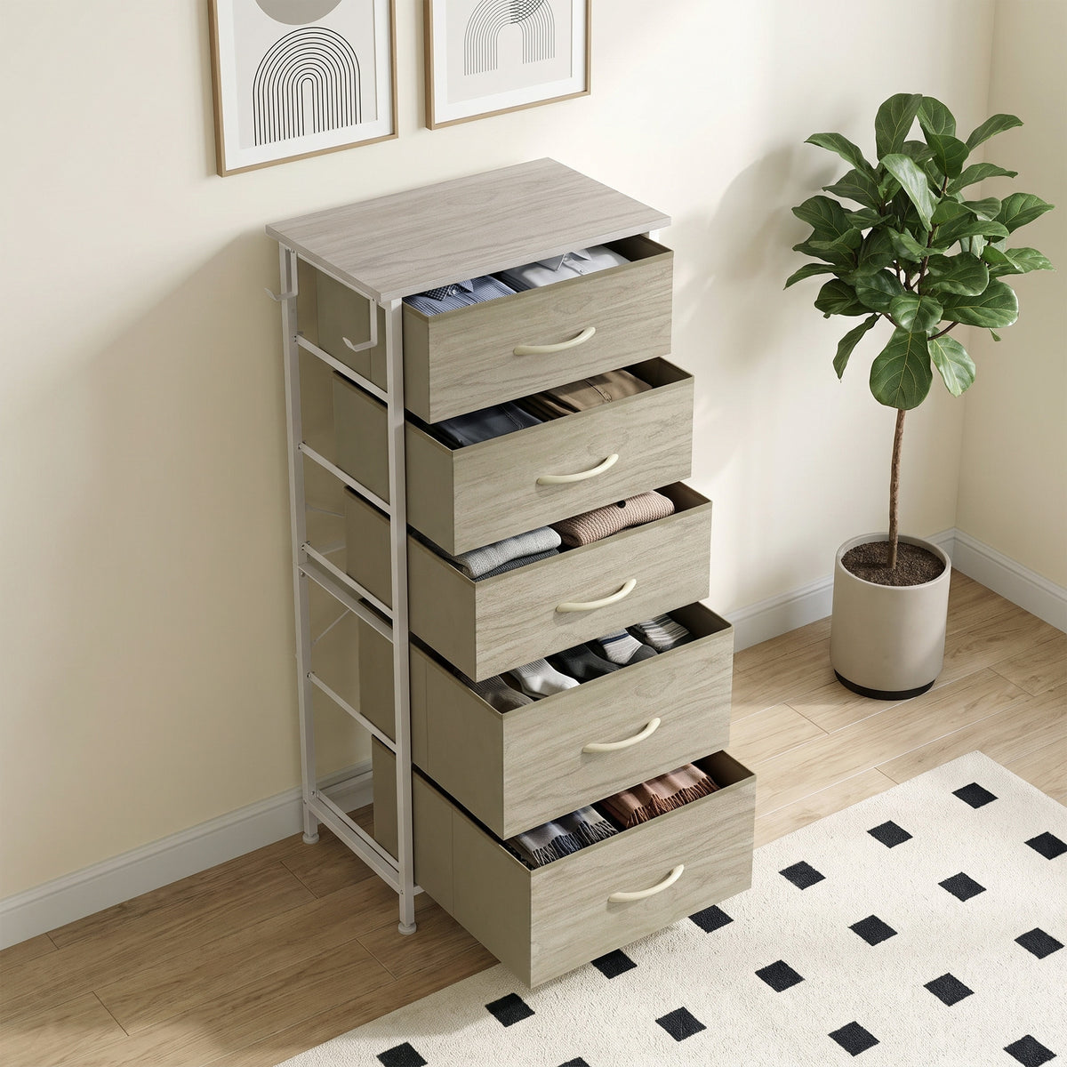 HOMCOM Chest of Drawers, Dresser with 5 Fabric Drawers, Tall Storage Unit with 4 Pockets and 2 Hooks Steel Frame, Natural Wood