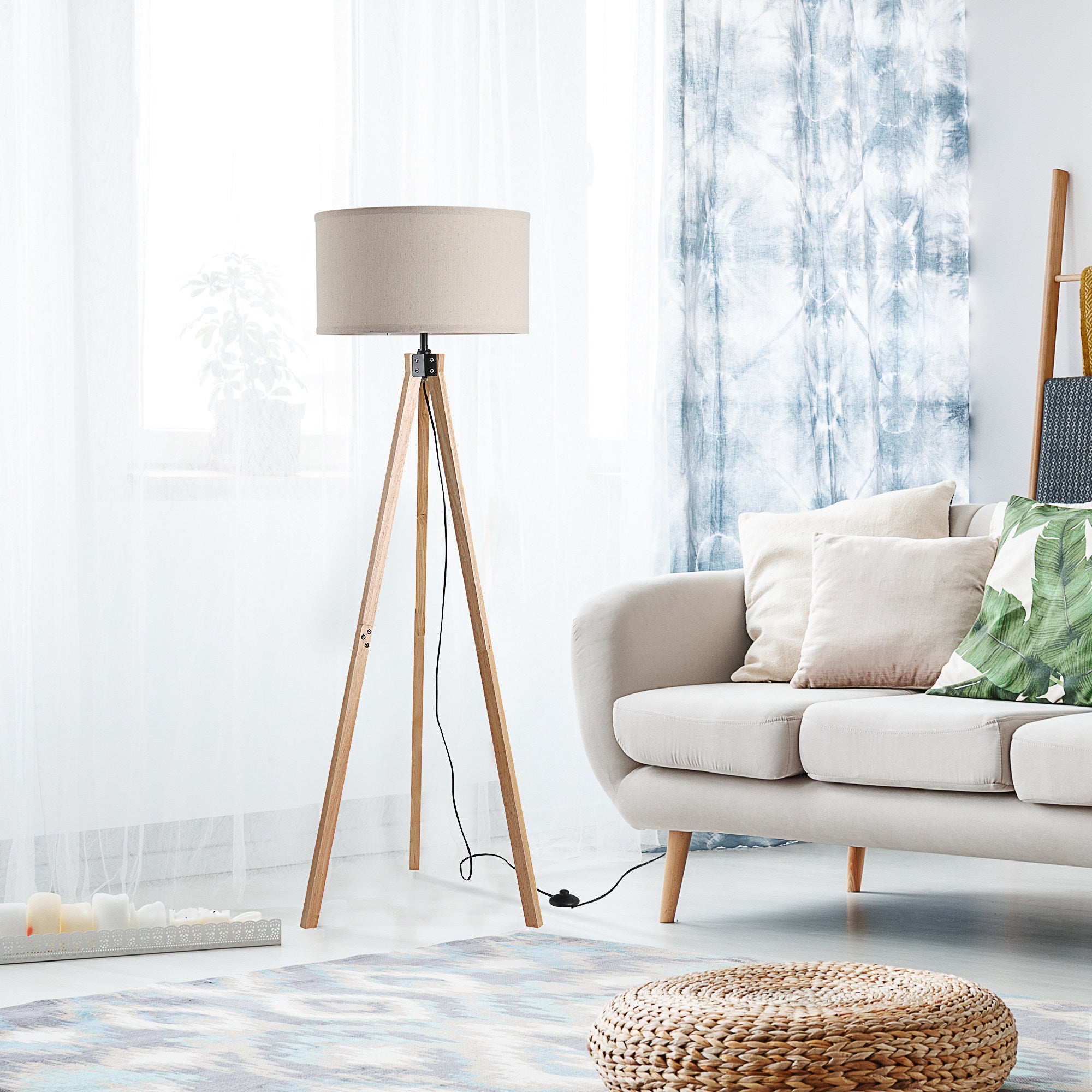 HOMCOM 5FT Elegant Wood Tripod Floor Lamp Free Standing E27 Bulb Lamp Versatile Use For Home Office - Beige - North Peak Garden Furniture