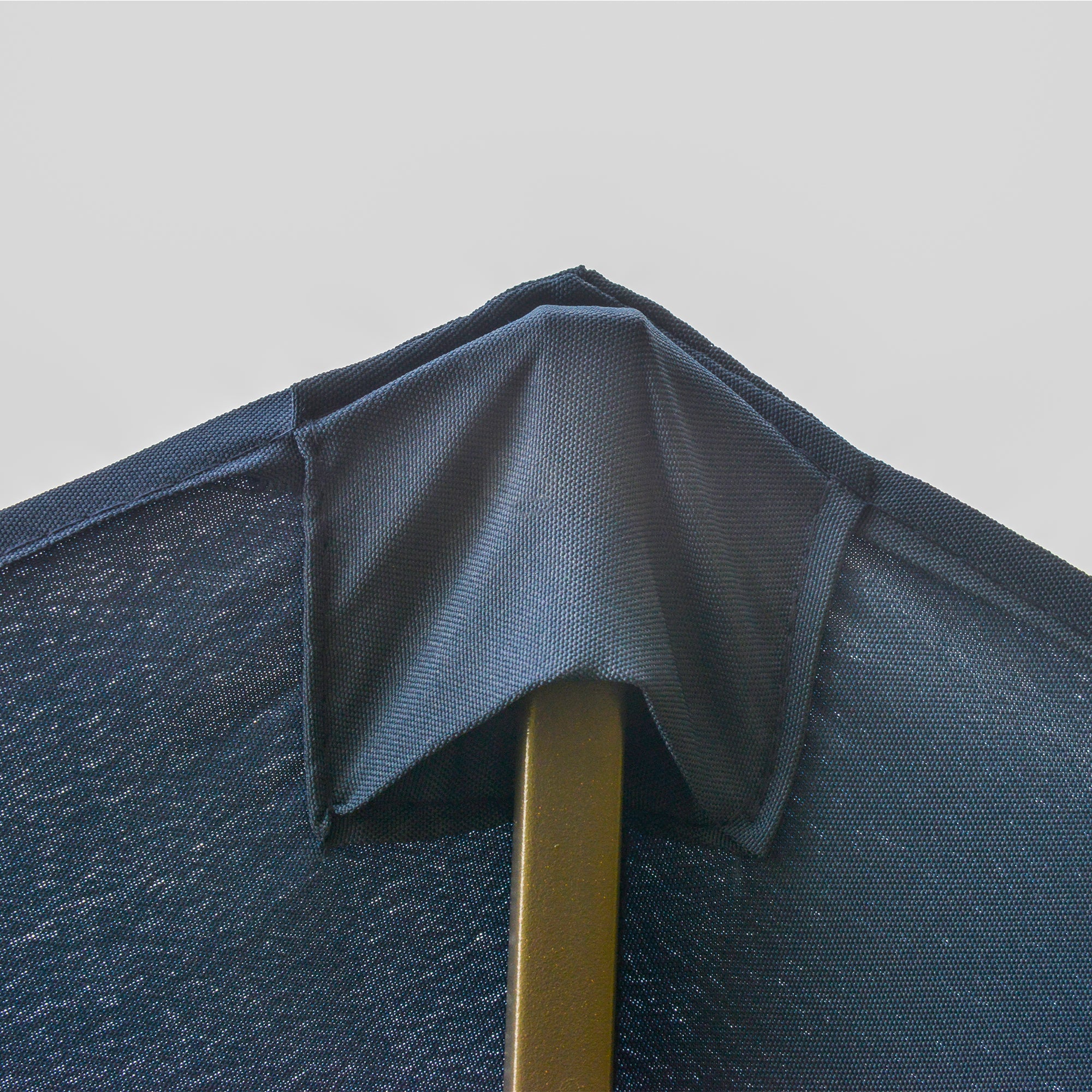 Outsunny 4.6M Sun Umbrella Canopy Double-sided Crank Sun Shade w/ Cross Base Dark Blue - North Peak Garden Furniture