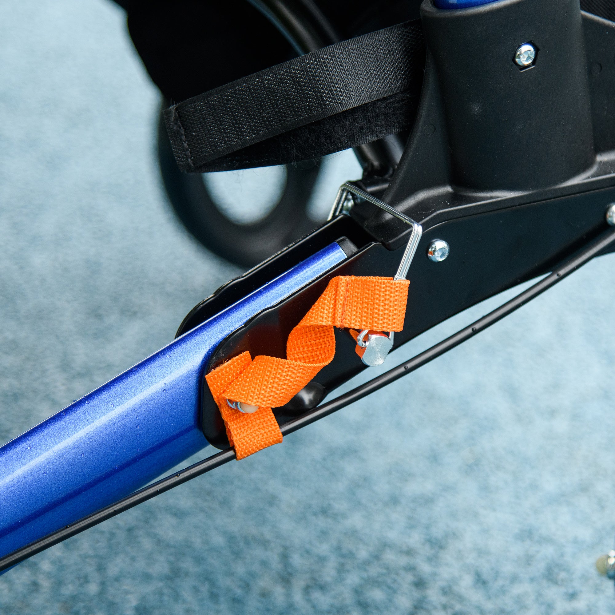 HOMCOM 4 Wheel Rollator with Seat and Back, Folding Mobility Walker with Carry Bag, Adjustable Height, Dual Brakes, Cane Holder, Lightweight Aluminium Walking Frame for Seniors and Disabled, Blue - North Peak Garden Furniture