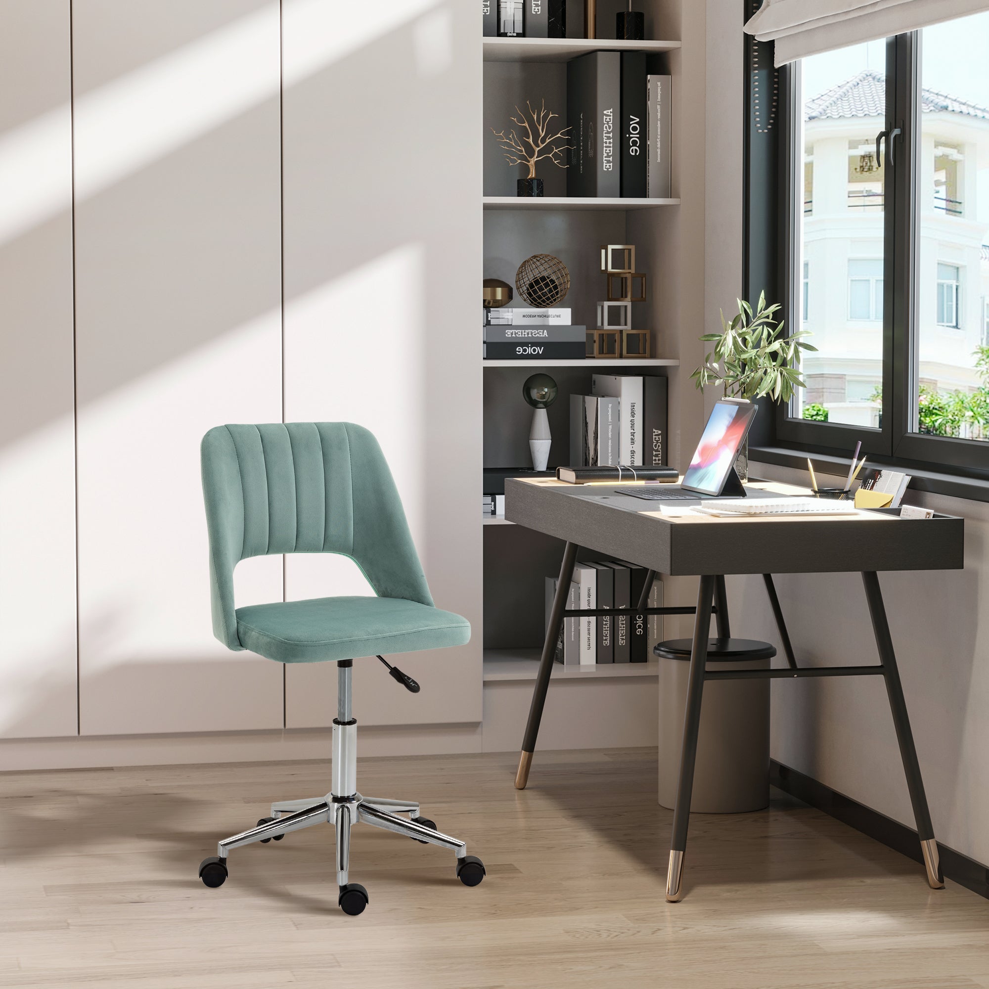 Vinsetto Mid Back Office Chair Velvet Fabric Swivel Scallop Shape Computer Desk Chair for Home Study Bedroom Green - North Peak Garden Furniture