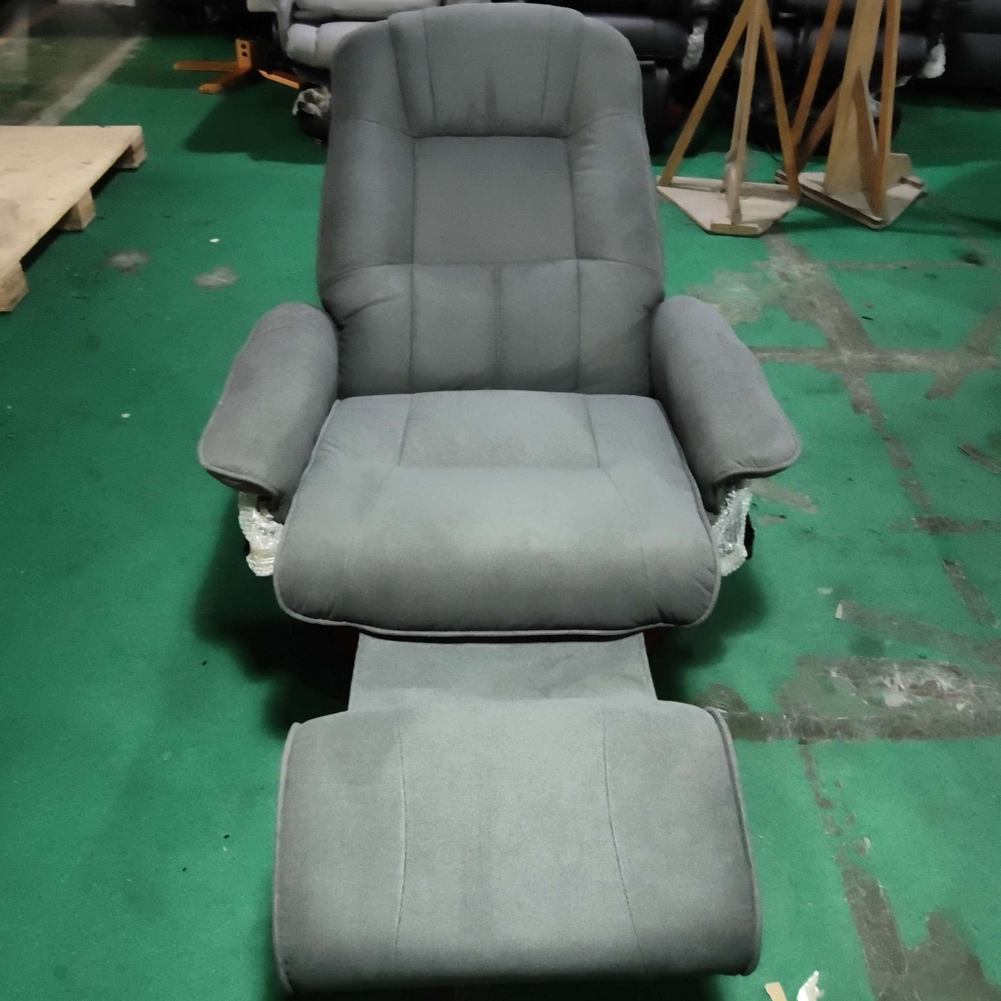 HOMCOM Reclining Swivel Chair, with Footrest - Grey