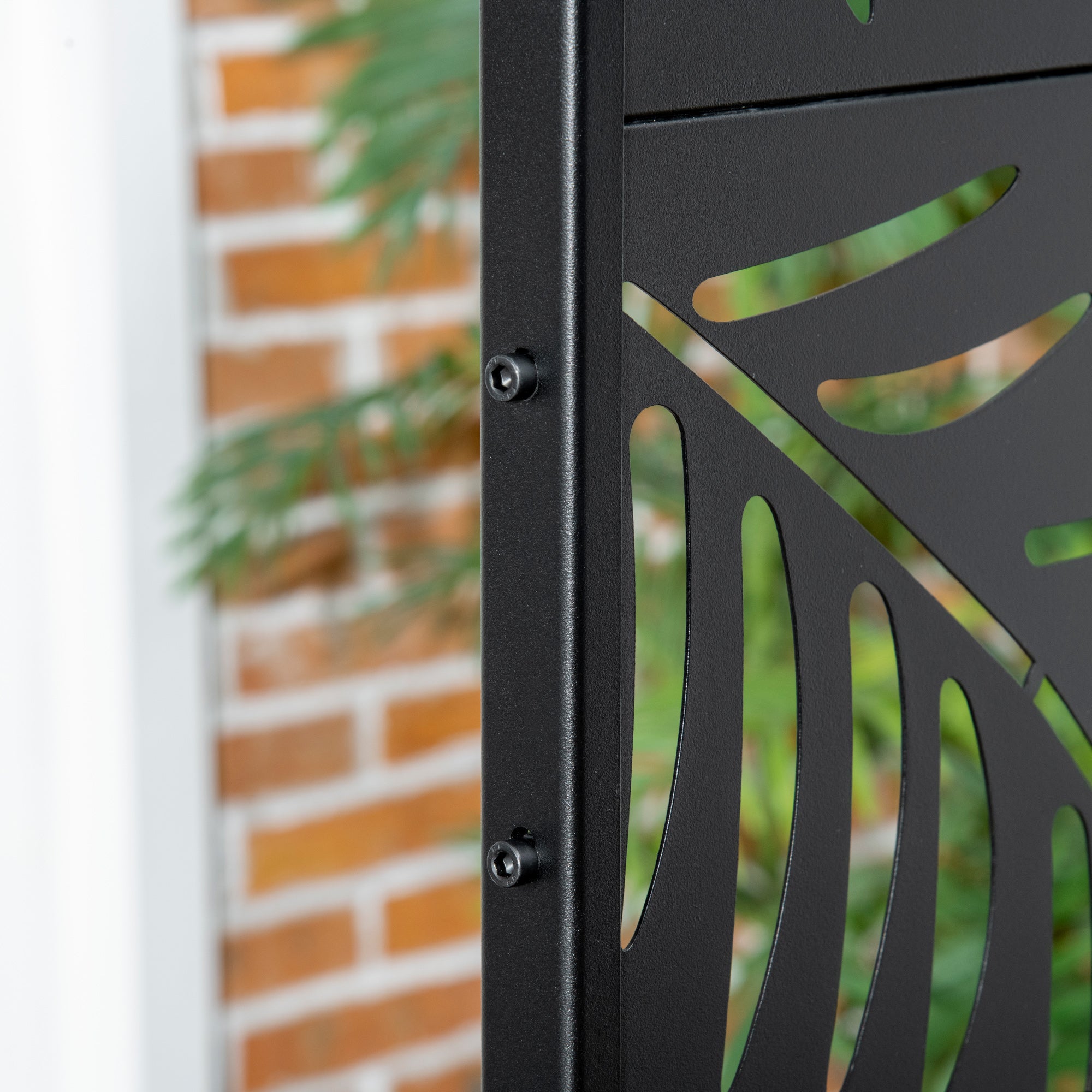 Outsunny Decorative Privacy Screen with Stand, 6.5FT Freestanding Metal Outdoor Divider, Decorative Privacy Panel with Expansion Screws for Garden Patio Pool Hot Tub, Willow Branch Style, Black - North Peak Garden Furniture
