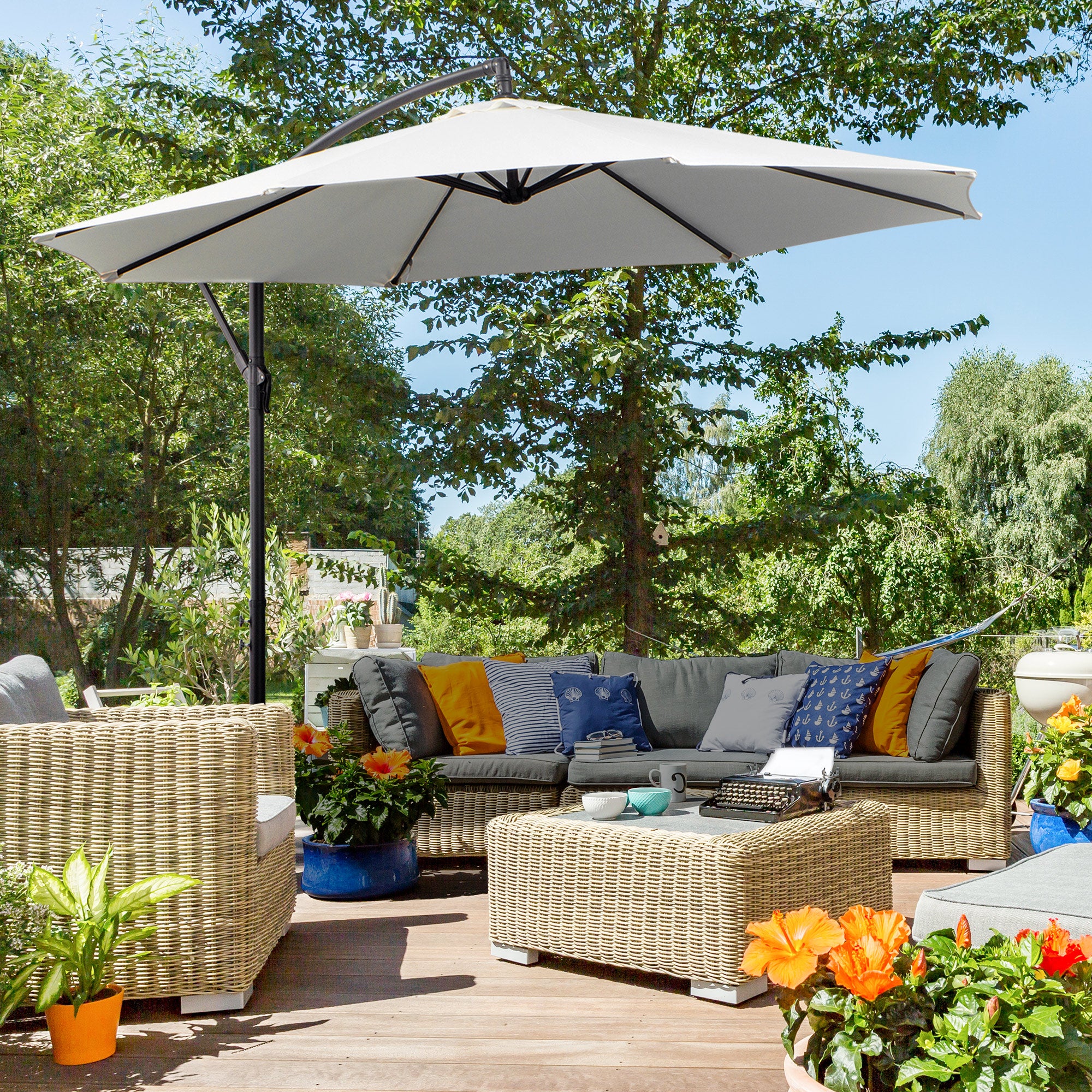 Outsunny 3M Banana Umbrella Parasol-Cream White - North Peak Garden Furniture