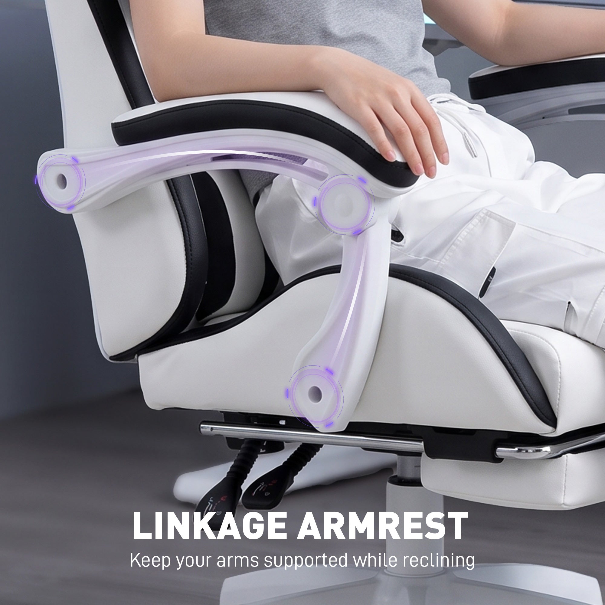 Vinsetto Computer Gaming Chair, PU Leather Desk Chair with Footrest, Swivel Task Chair with 135° Reclining Back and Lumbar Support, PC Chair for Adults, White and Black