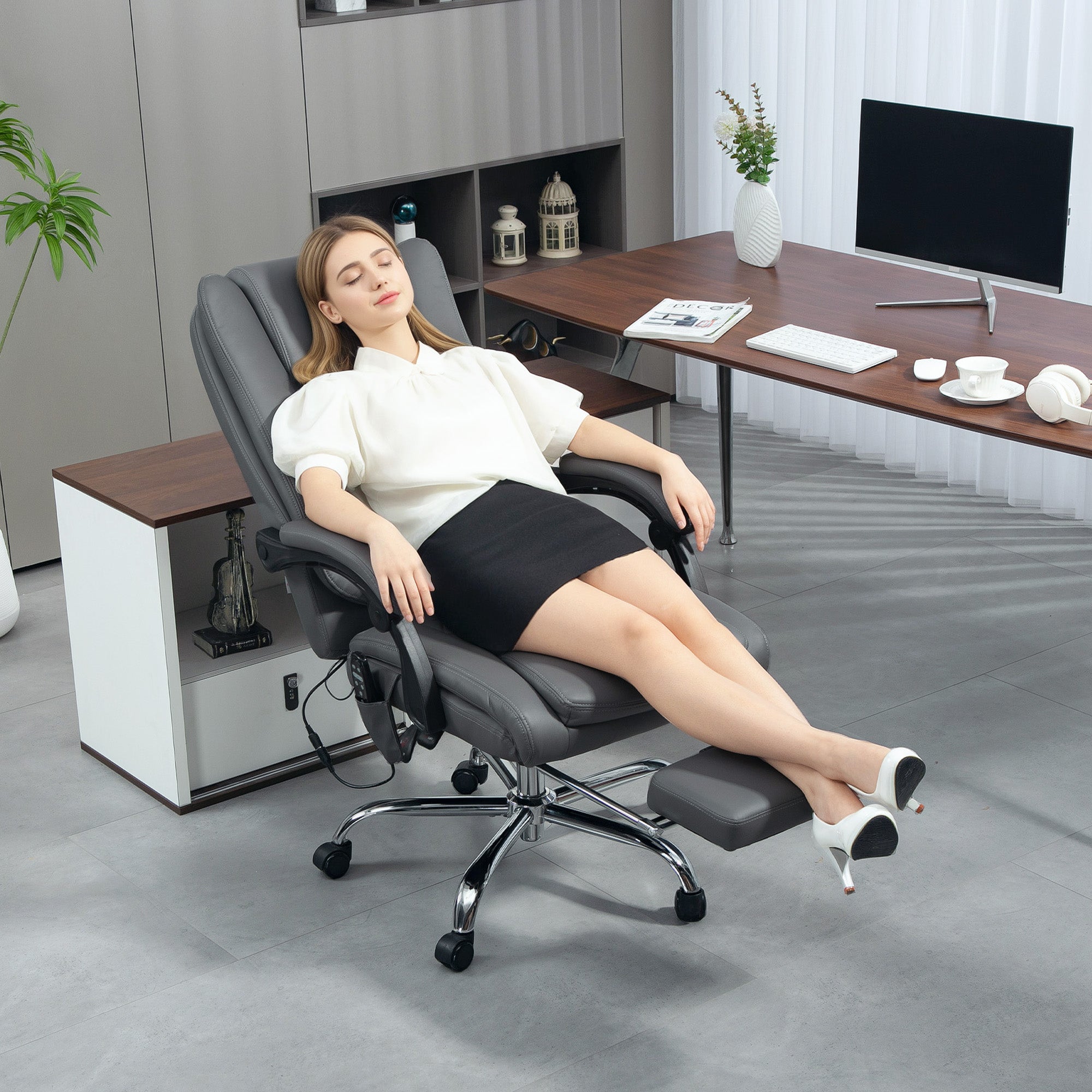 HOMCOM Executive Office Chair with 6-point Massage and Heat - Light Grey - North Peak Garden Furniture